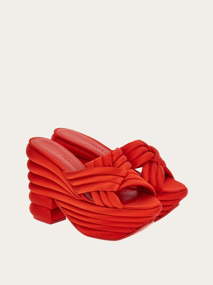 Sandal with sculptural platform | Ferragamo