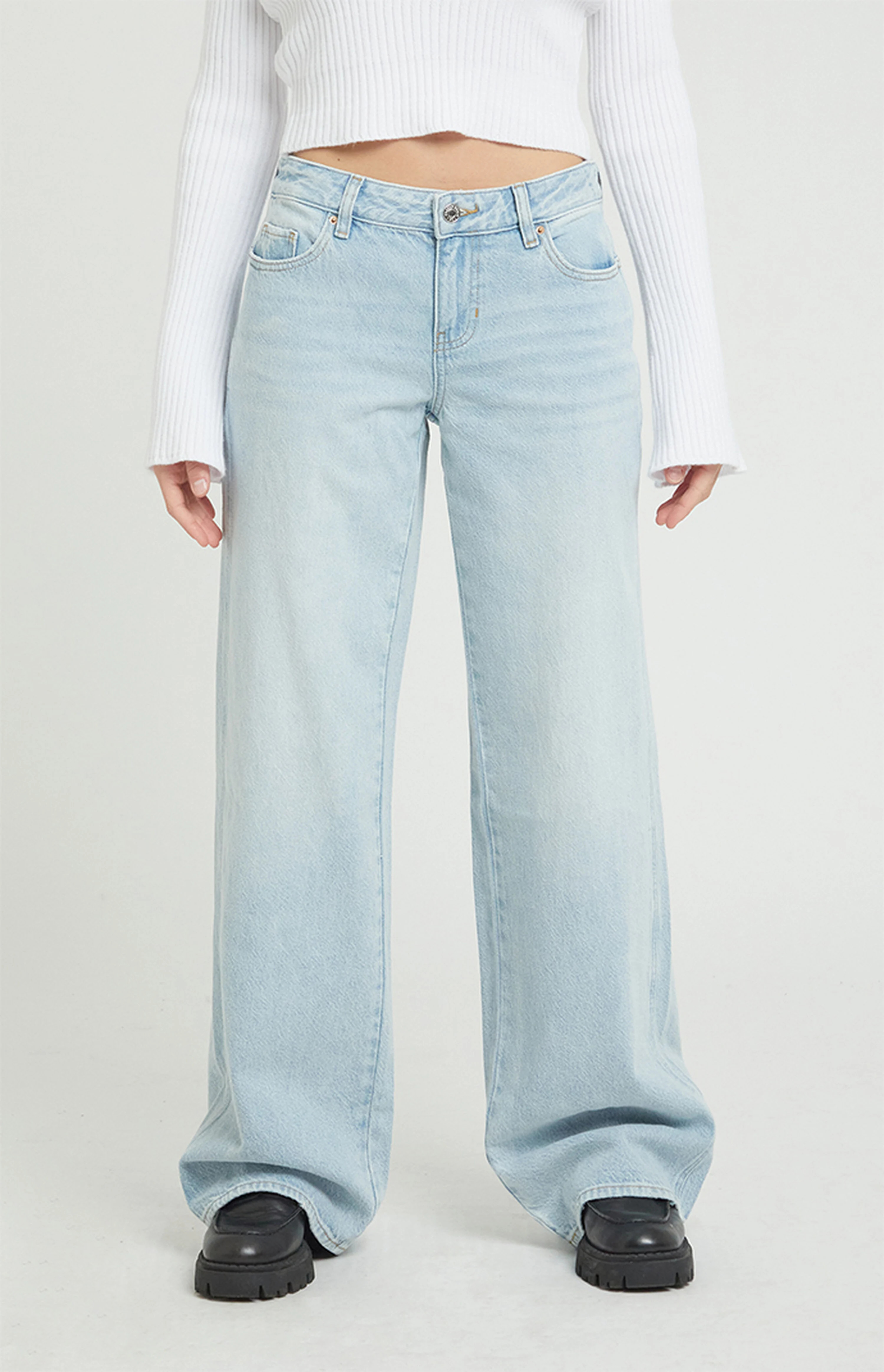 PacSun Casey Low Rise Baggy Jeans Light Indigo | PacSun