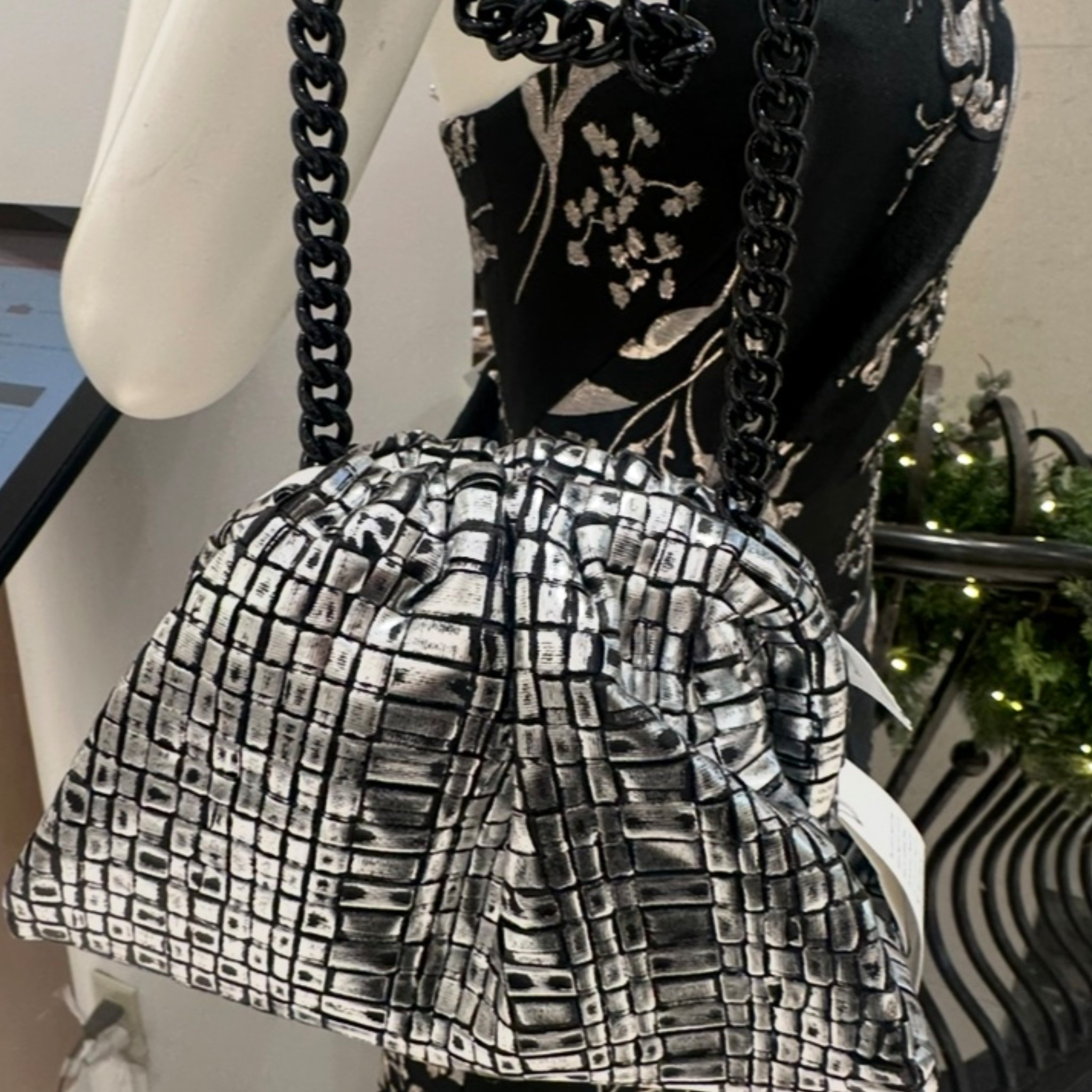 Cool holiday bag! 

#LTKHoliday