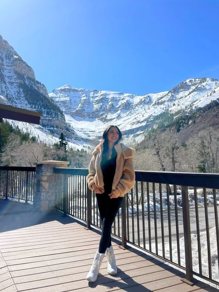 This is one of my favorite teddy jackets I have in white too!! I wore this jacket everyday I was in Utah! It is perfectly warm for cool days but not freezing days :) 

#LTKtravel