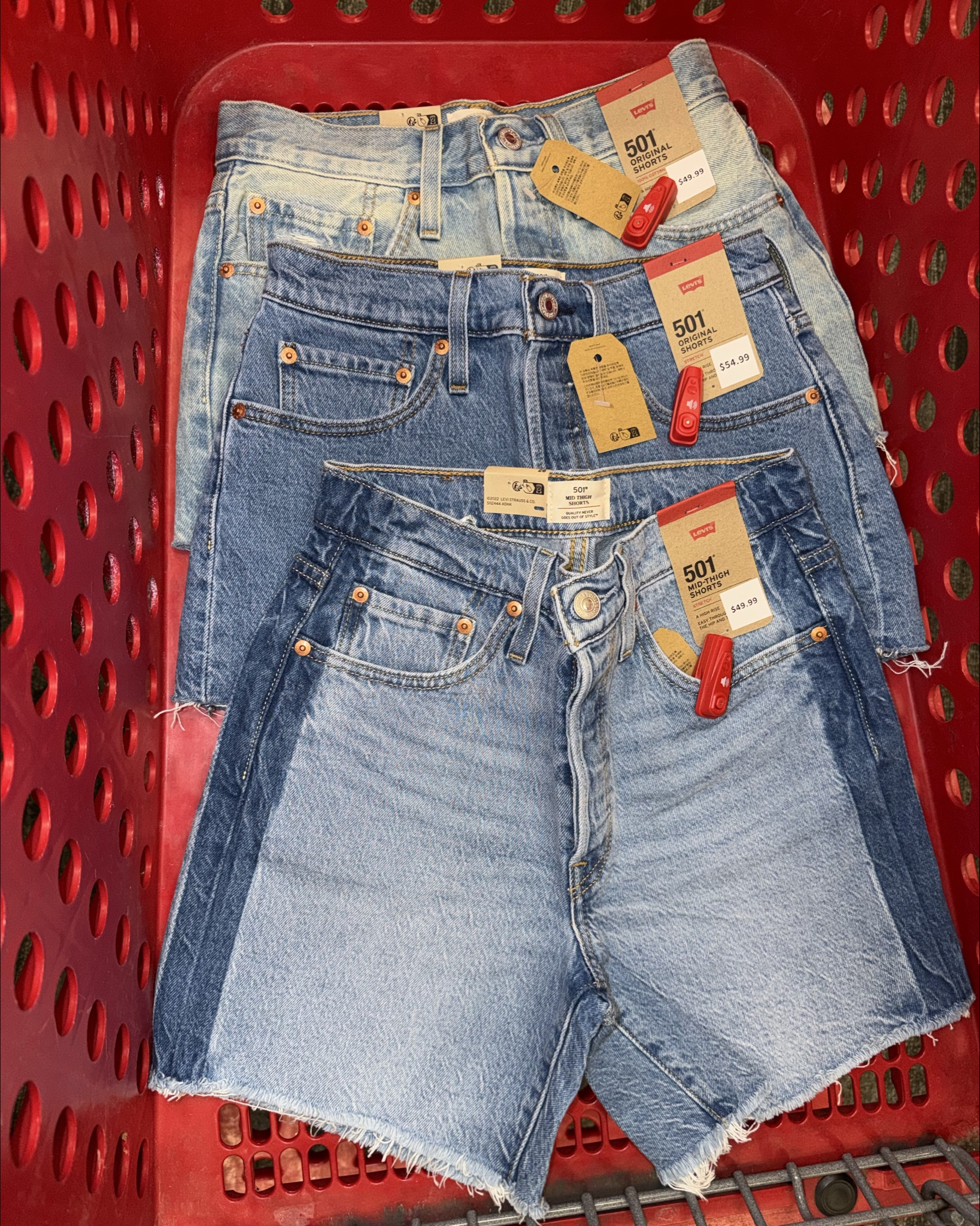 shorts that wont disappoint • levis the original denim

@Target @Levi's 

#LTKU #LTKmomlife #LTKSaleAlert