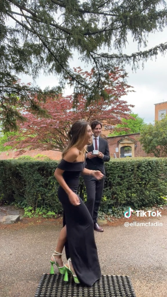 Lovers and friends 🖤

#LTKwedding