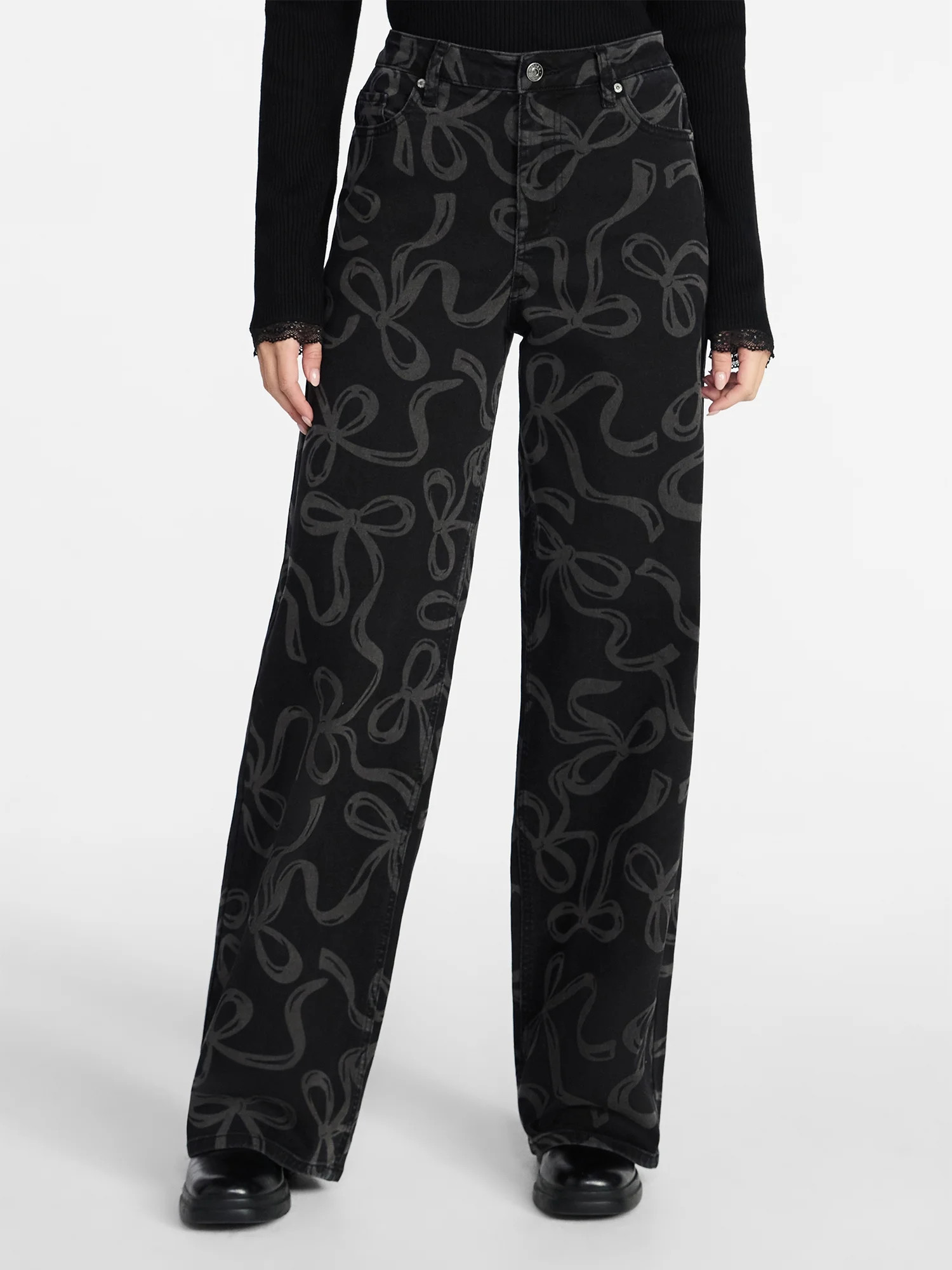 Madden NYC Women's Bow Print Jeans, 32" Inseam, Sizes 00-18 | Walmart (US)