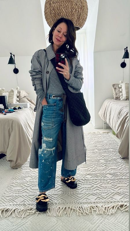 My no makeup ootd look on repeat $39 long sleeve tee (I’m wearing size large) 
I linked another trench color that I love even more! It’s water repellent and super practical not to mention v cool looking as well ❤️wearing US 8/ Uk 12 in this trench and it’s a little big but that’s fine with me! 

#LTKfindsunder50 #LTKitbag #LTKover40