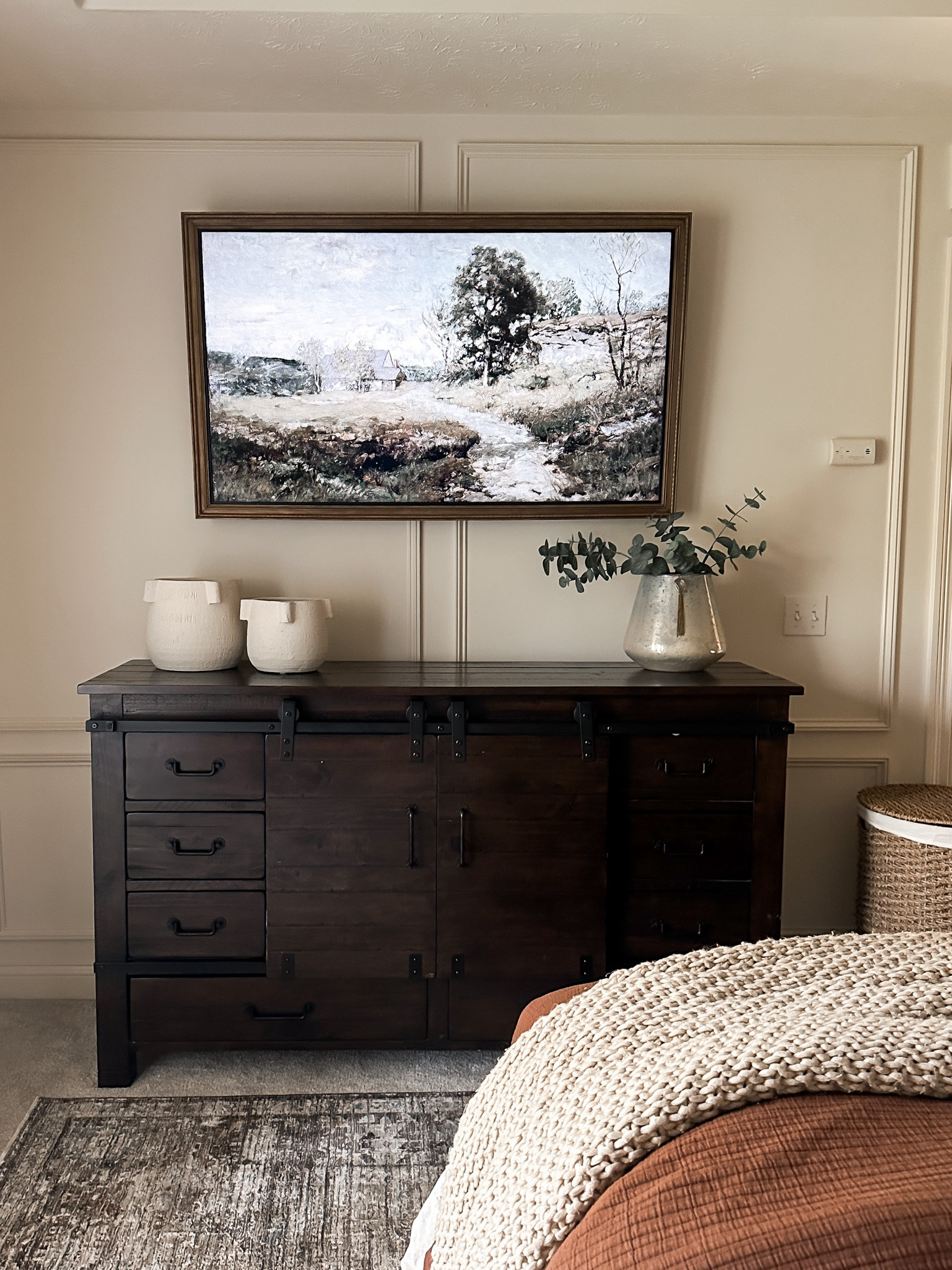 Master bedroom refresh! 
DIY frame for tv 


DIY frame tv, dresser decor, master bedroom, bedroom rug 

#LTKHome