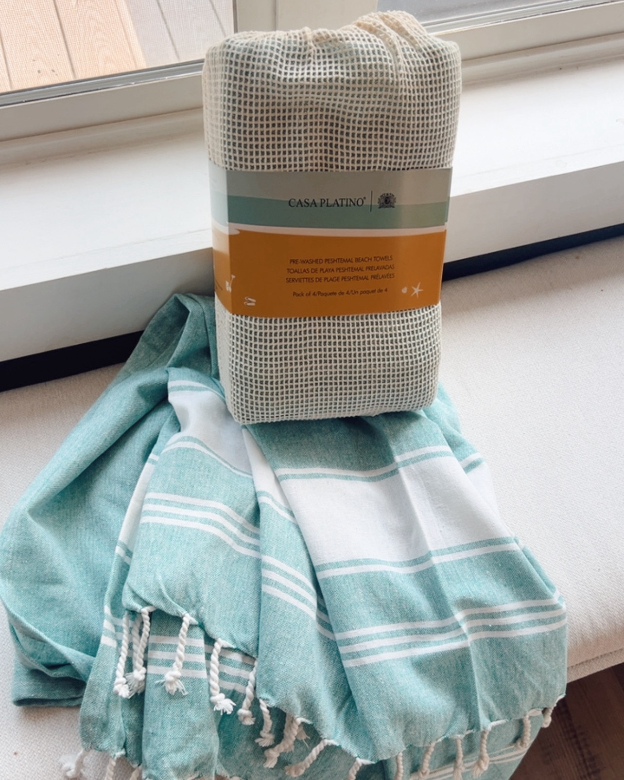 4 pack of oversized quick dry towels for $26.99. 
100% Cotton 
39"x71"
Multiple color choices. Also comes in set of 2. 


#LTKSummerSales 

#LTKTravel