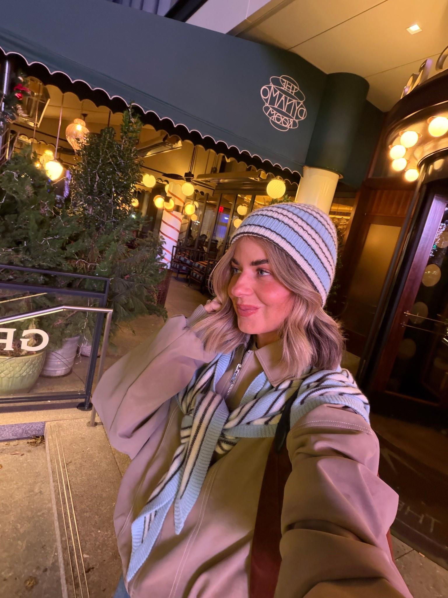 Just obsessed with this matching aritzia cashmere hat and triangle scarf 

#LTKOver40 #LTKGiftGuide #LTKHoliday