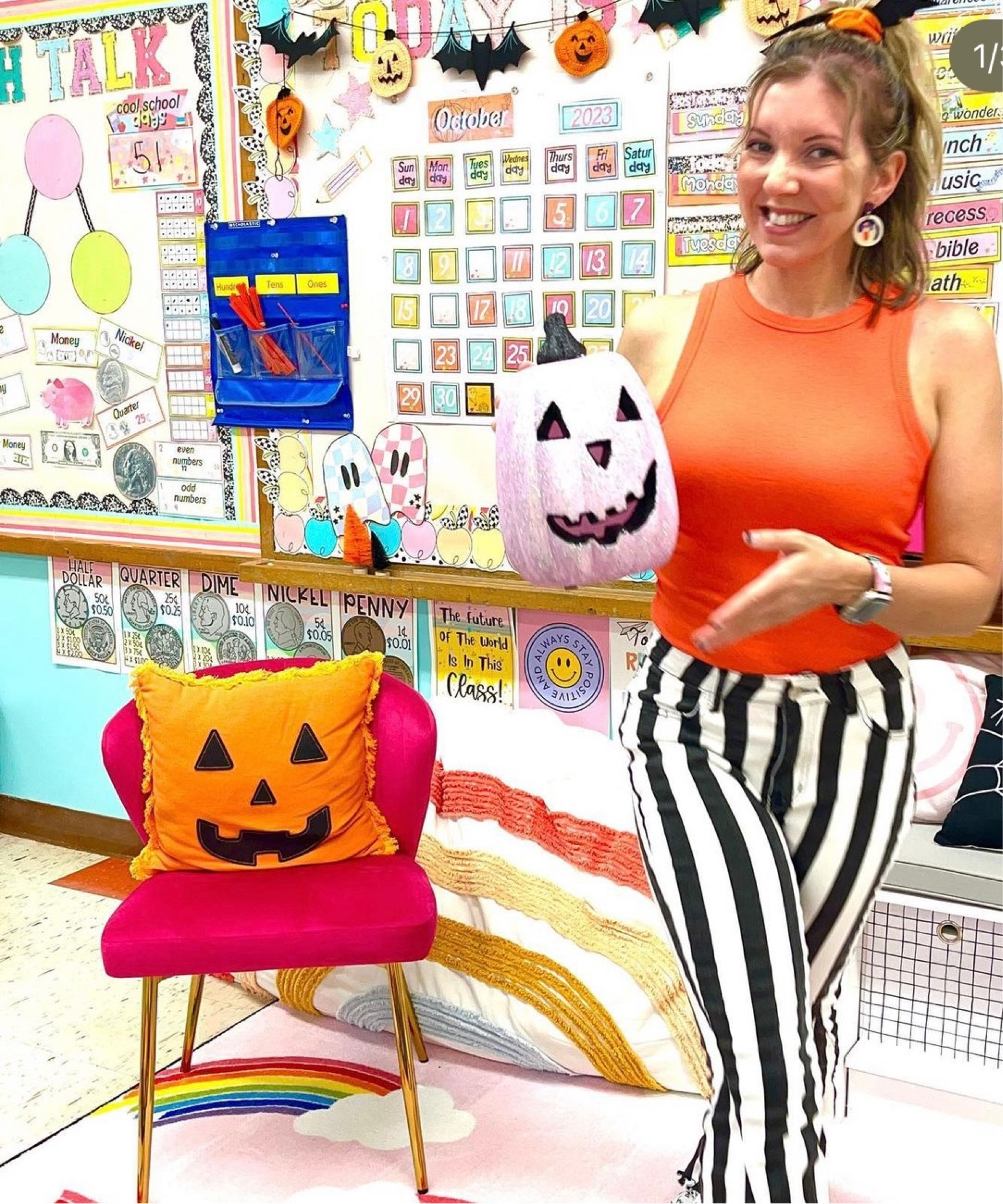 These black and white pants are such a staple all year round! 

#halloween 
#beetlejuicevibes #halloweenoutfits #spookyvibes 
#teacheroutfits

#LTKstyletip #LTKfindsunder50 #LTKworkwear