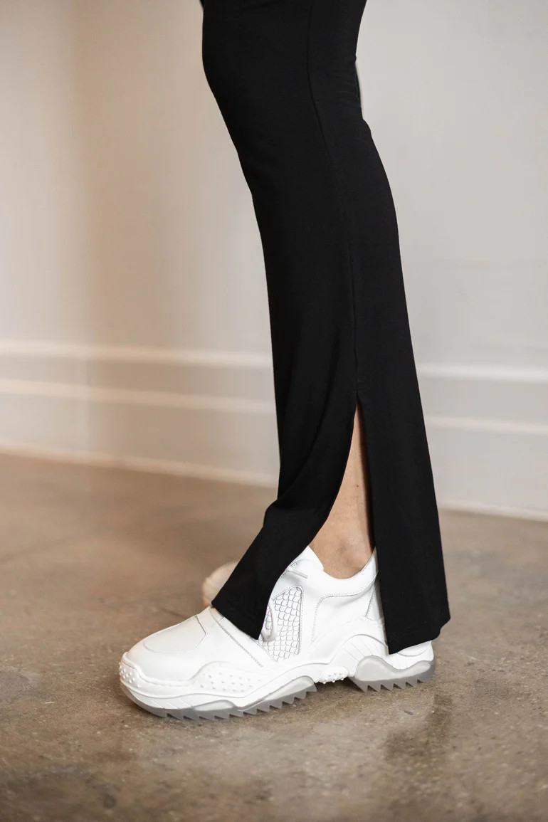 Butter Fit & Flare Pant in Onyx | waverles