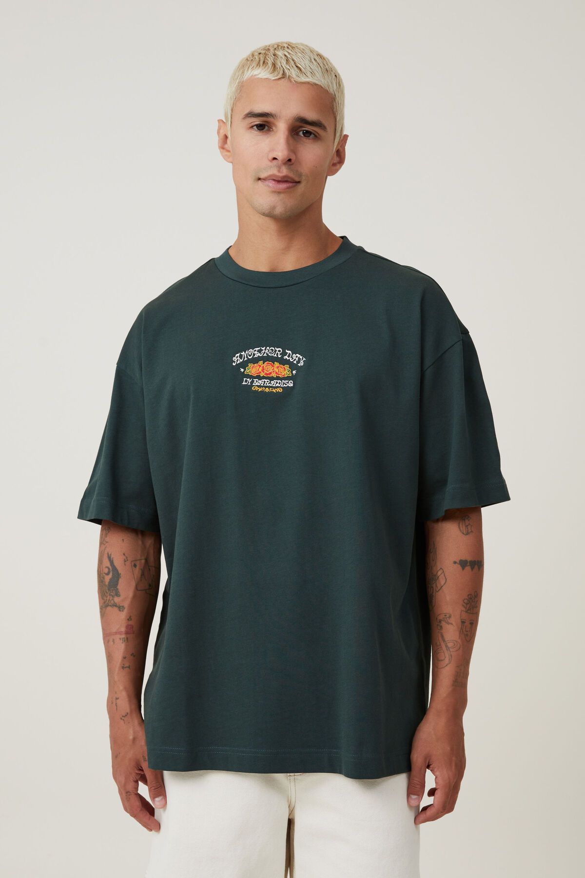 Box Fit Graphic T-Shirt | Cotton On (US)