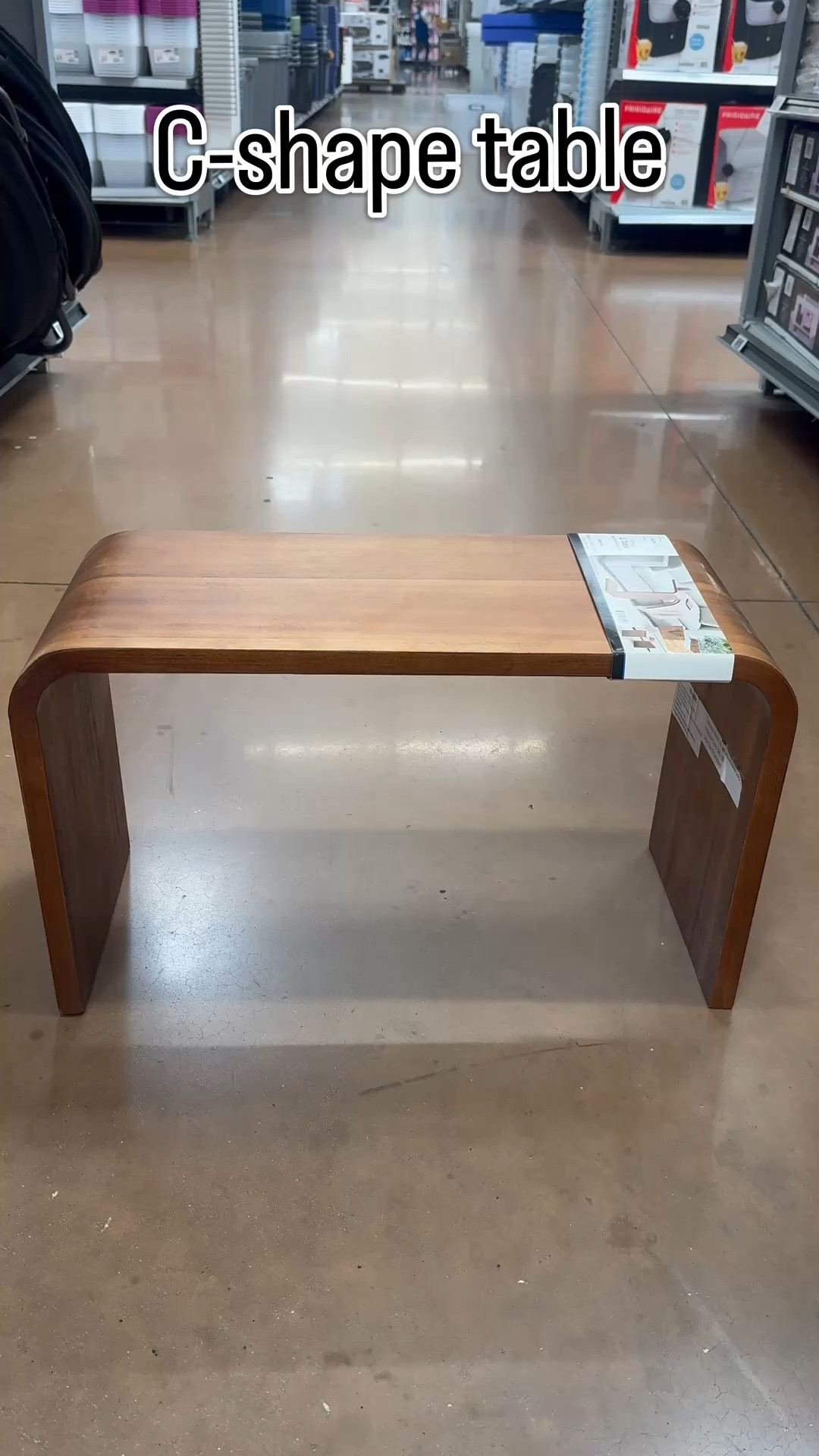 C shape table

#LTKvlog #LTKU #LTKmomlife