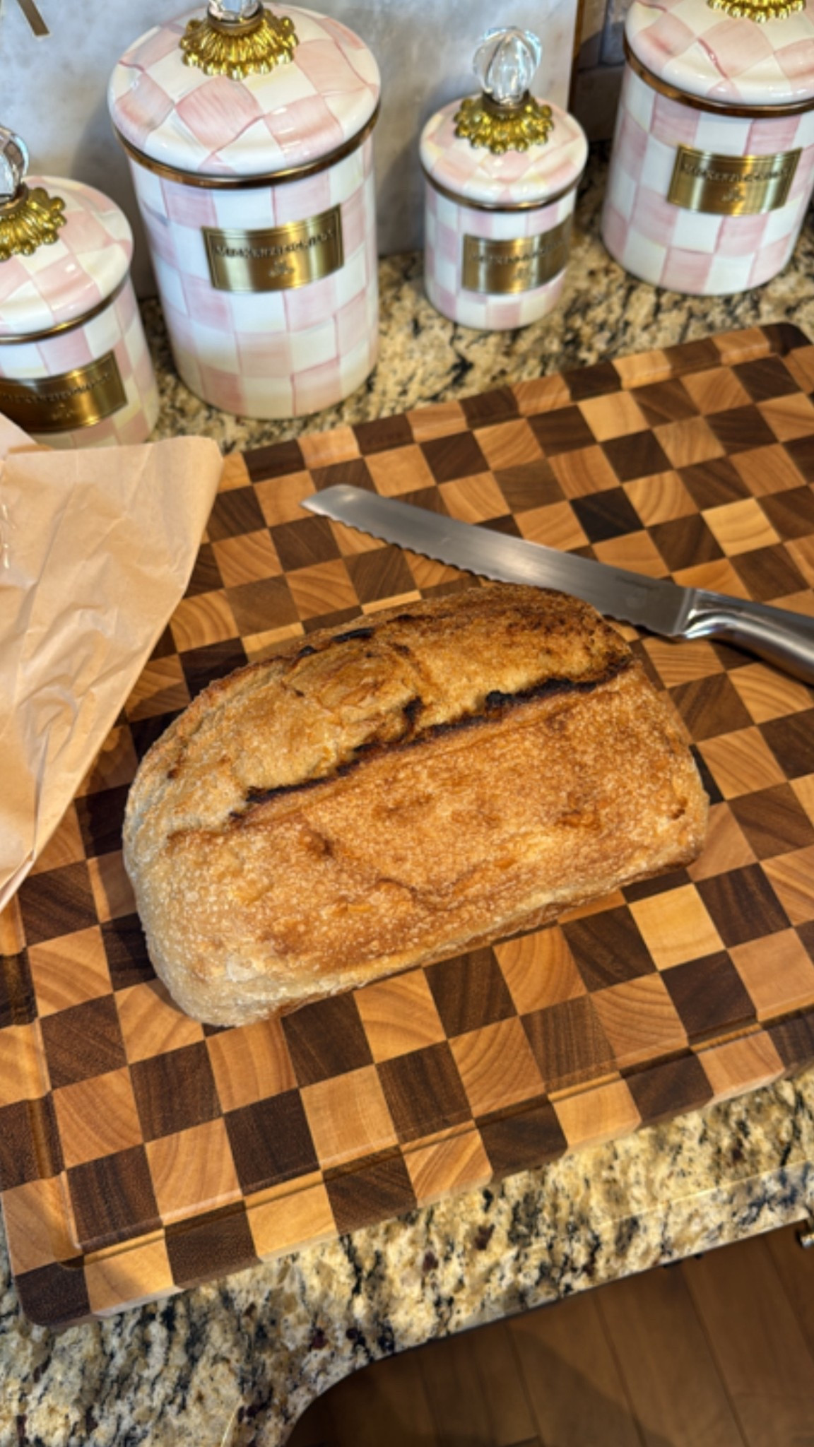 First every sourdough 🍞

But more importantly how cute does it look on this checkered cutting board 🤎



#LTKHome #LTKMothersDay #LTKfoodie