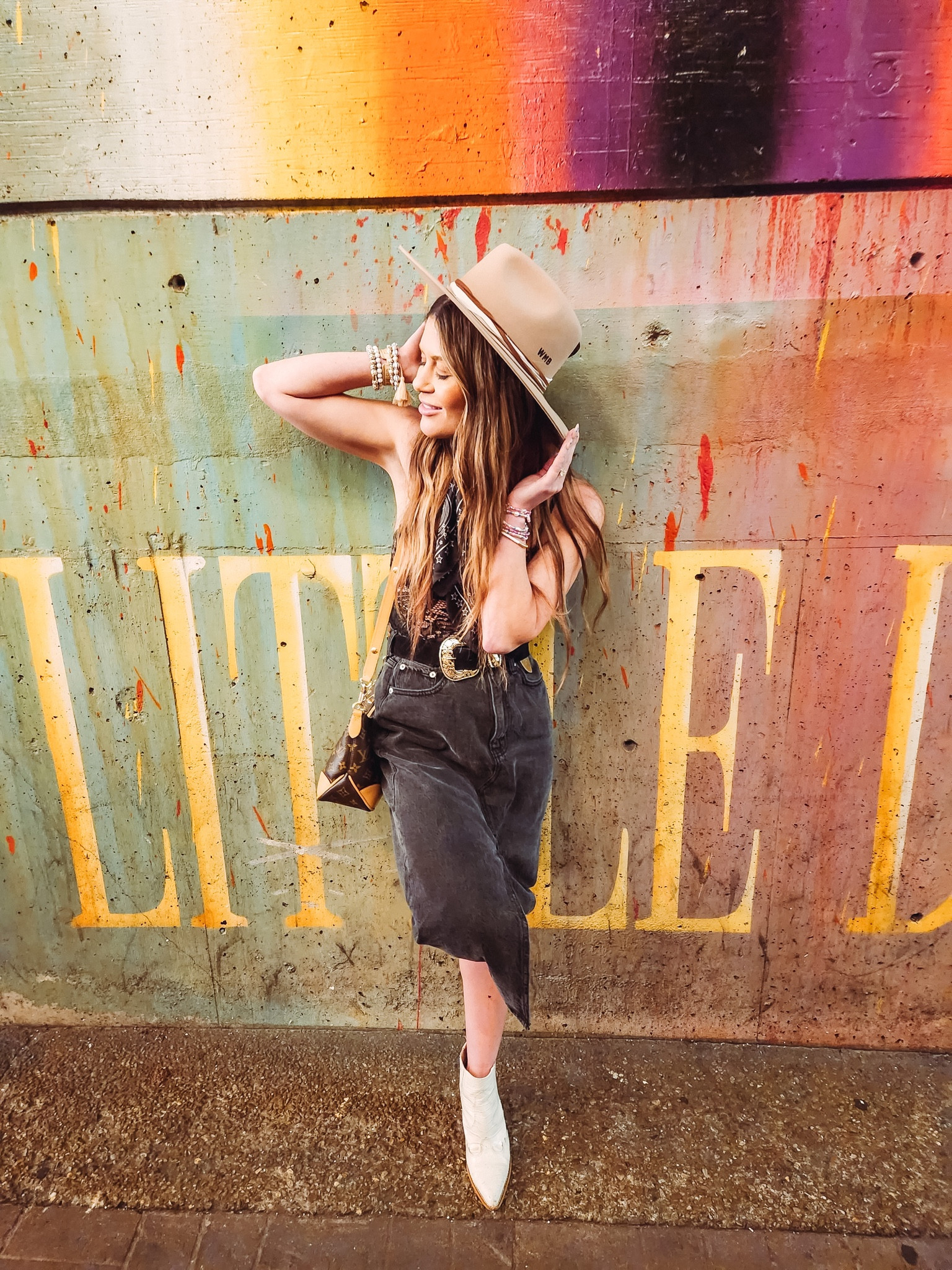 The perfect outfit for a night on Broadway in Nashville

Wide brim hat | denim skirt  | western booties | summer outfit inspo | Nashville outfit | Cowboy boots | neon sign I western style I nashville | broadway I Tennessee | neon lights | Morgan Wallen Concert | spotted in Nashville | Abercrombie style | printers alley | she’s gone country | western belts | girls trip style | Nashville travel | revolve | Bardot | Sam Edelman | rustler hat company Nashville | small town girl | free people | western booties | long denim skirt| Nashville outfit | Barbie  

#LTKstyletip #LTKFind #LTKtravel