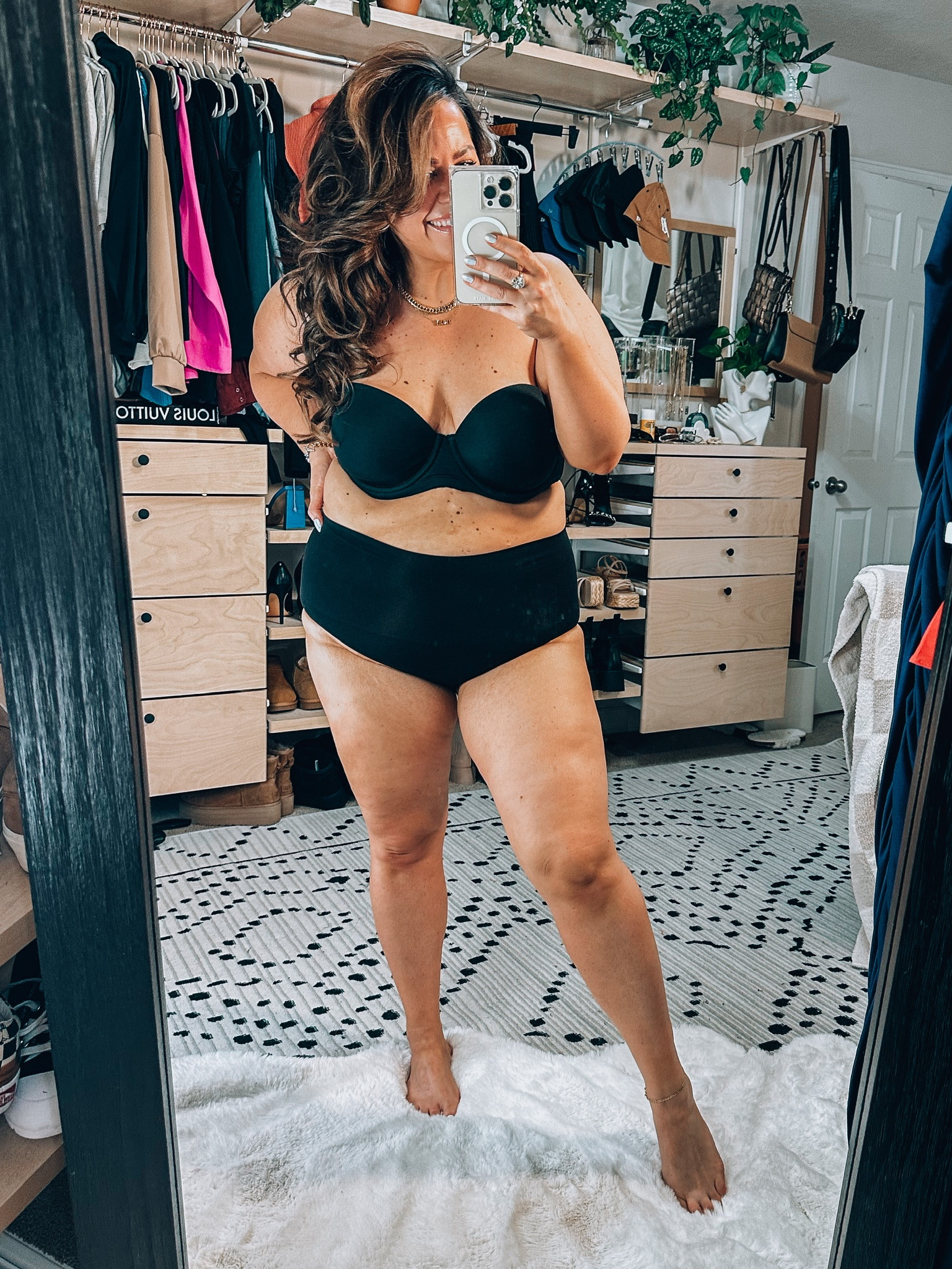 Size 14 | Apple Body Shape | 38 DD | 5'6” - Bra - Underwear - Undergarment 

#LTKSeasonal #LTKstyletip #LTKFind