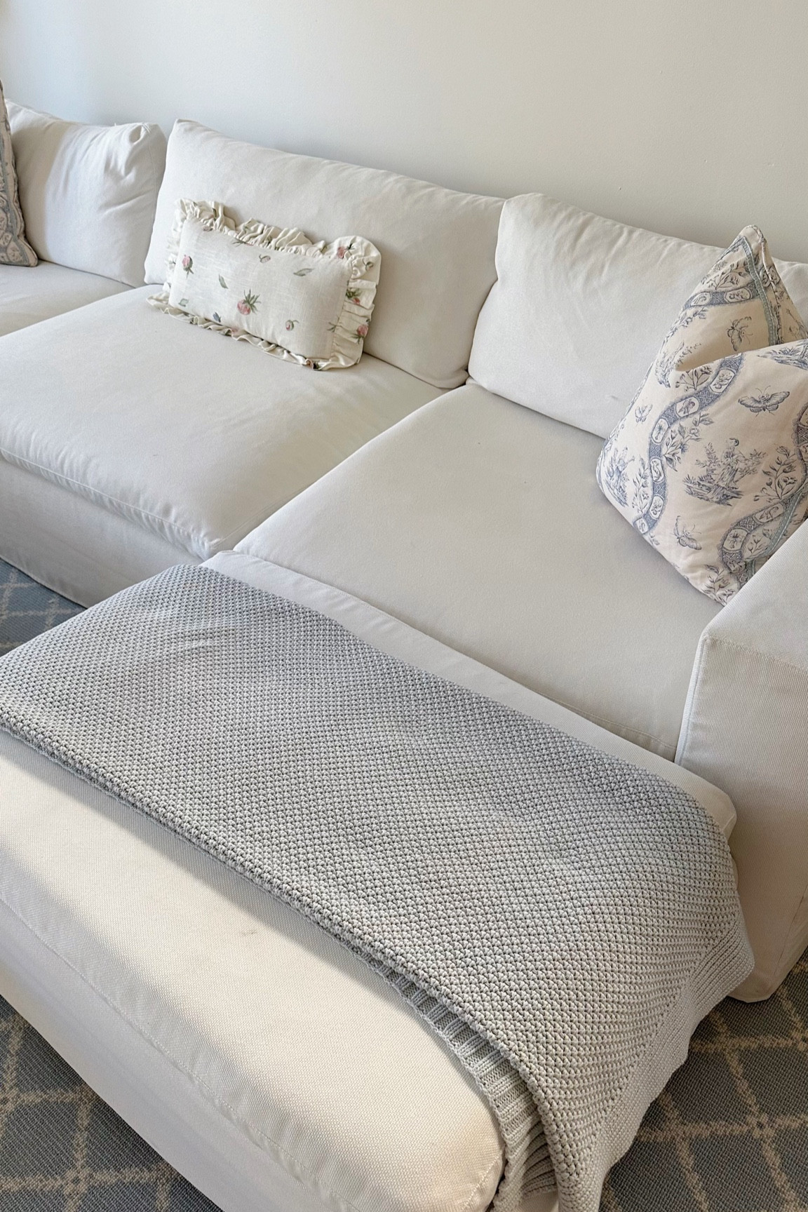 Some living room details🤍