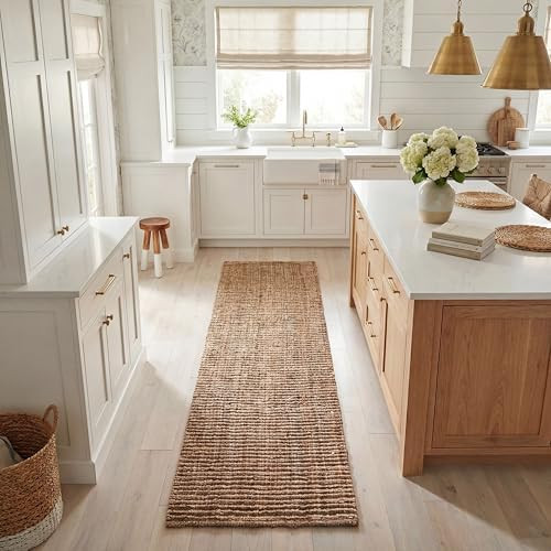 SAFAVIEH Natural Fiber Collection Runner Rug - 2'6" x 8', Natural Brown, Handmade Jute, Farmhouse... | Amazon (US)
