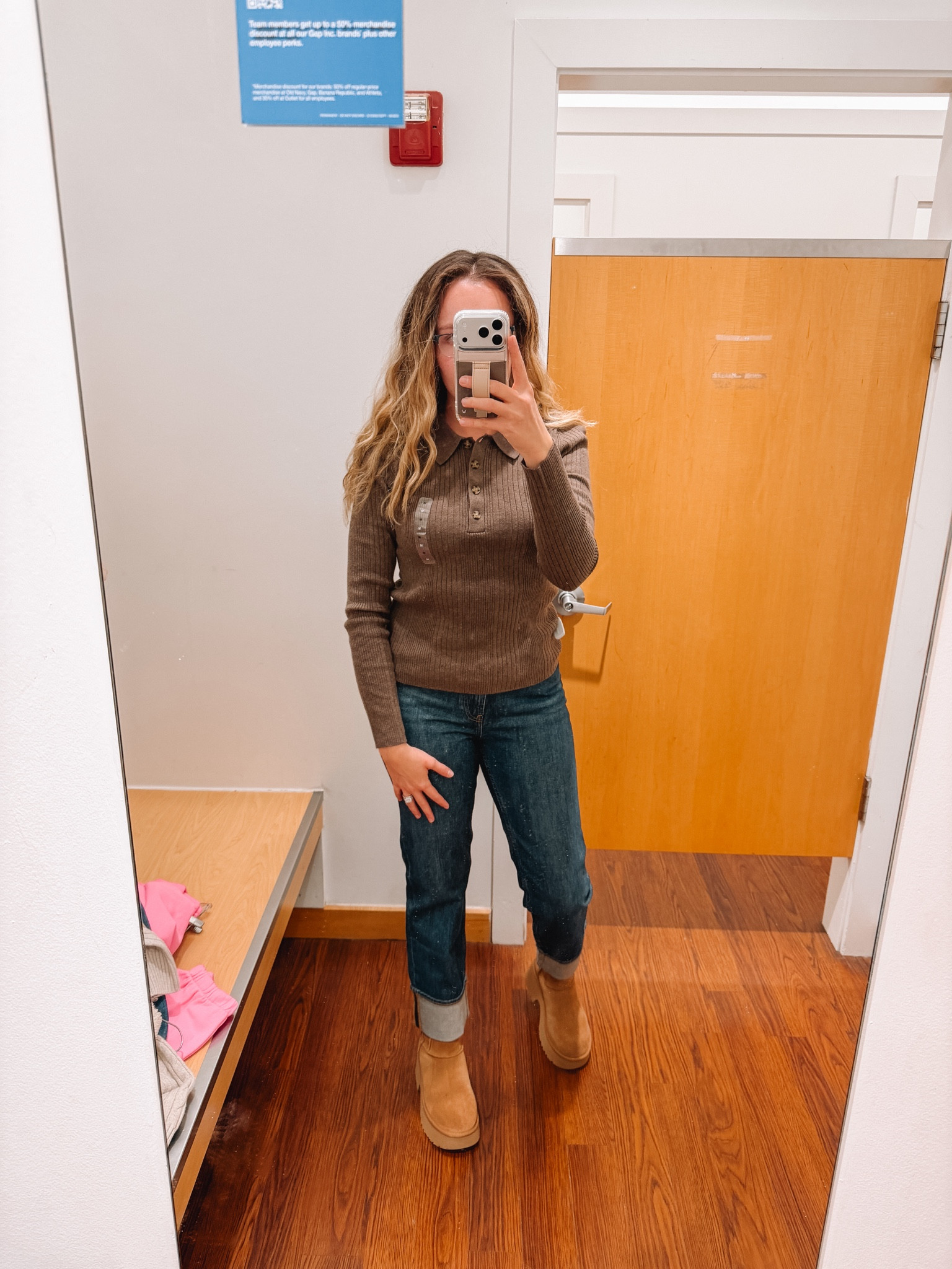 Fitted brown Henley styled🤍

#LTKGiftGuide #LTKootd #LTKWorkwear