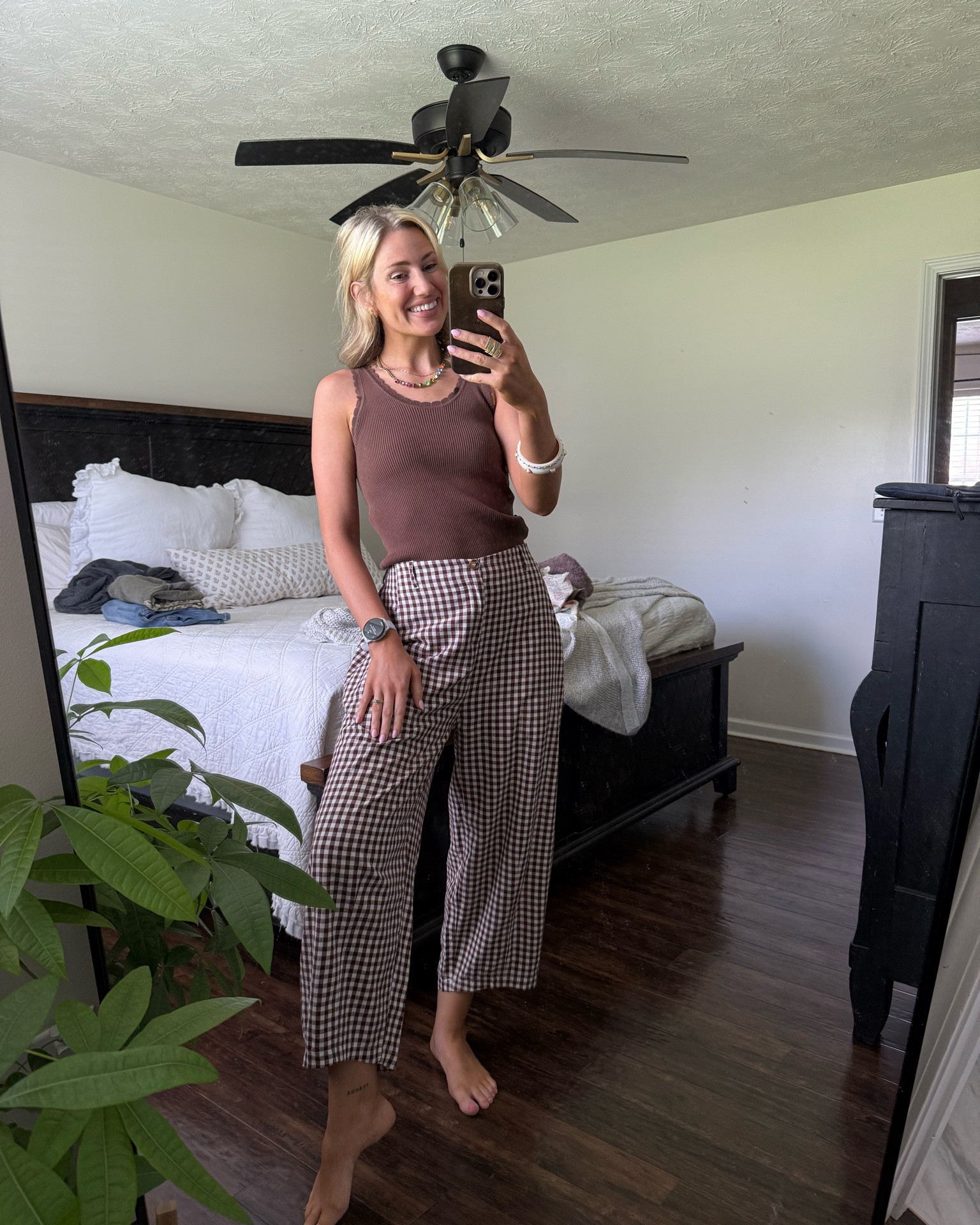 Amazon fit + the cutest WT necklace!

#LTKBeauty #LTKmomlife #LTKootd