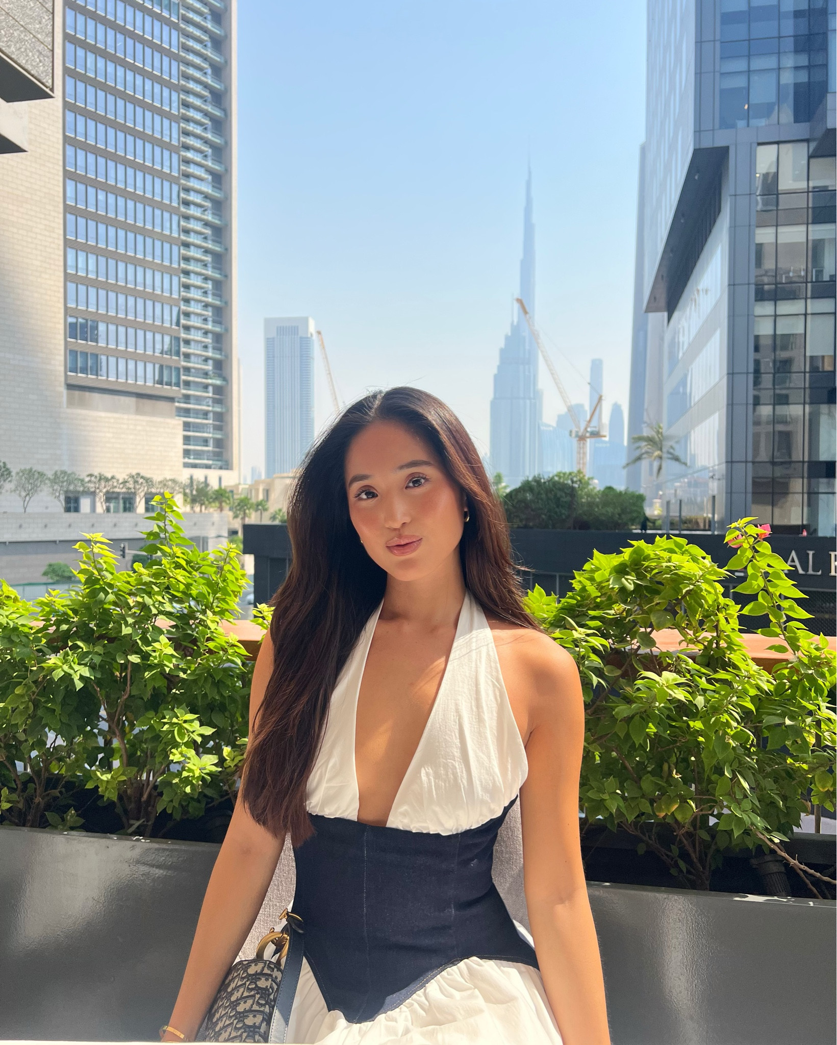 Such a chic dress 👗🤍
@Meshki US 

#LTKstyletip #LTKdatenight #LTKdresses