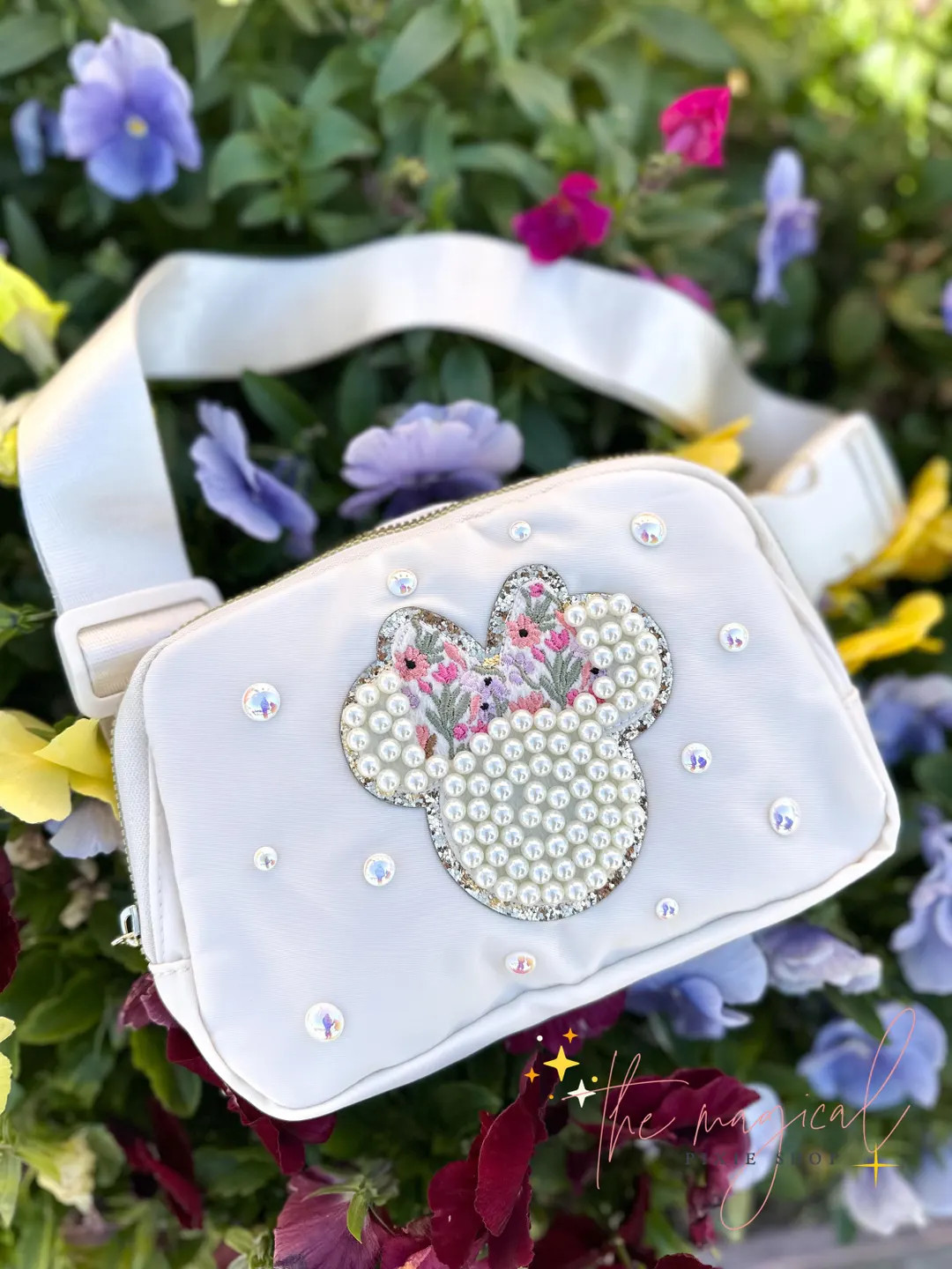 Mouse Ivory Crossbody Bag, Bridal Pearl Mouse Bag, Theme Park Fanny Pack - Etsy | Etsy (US)