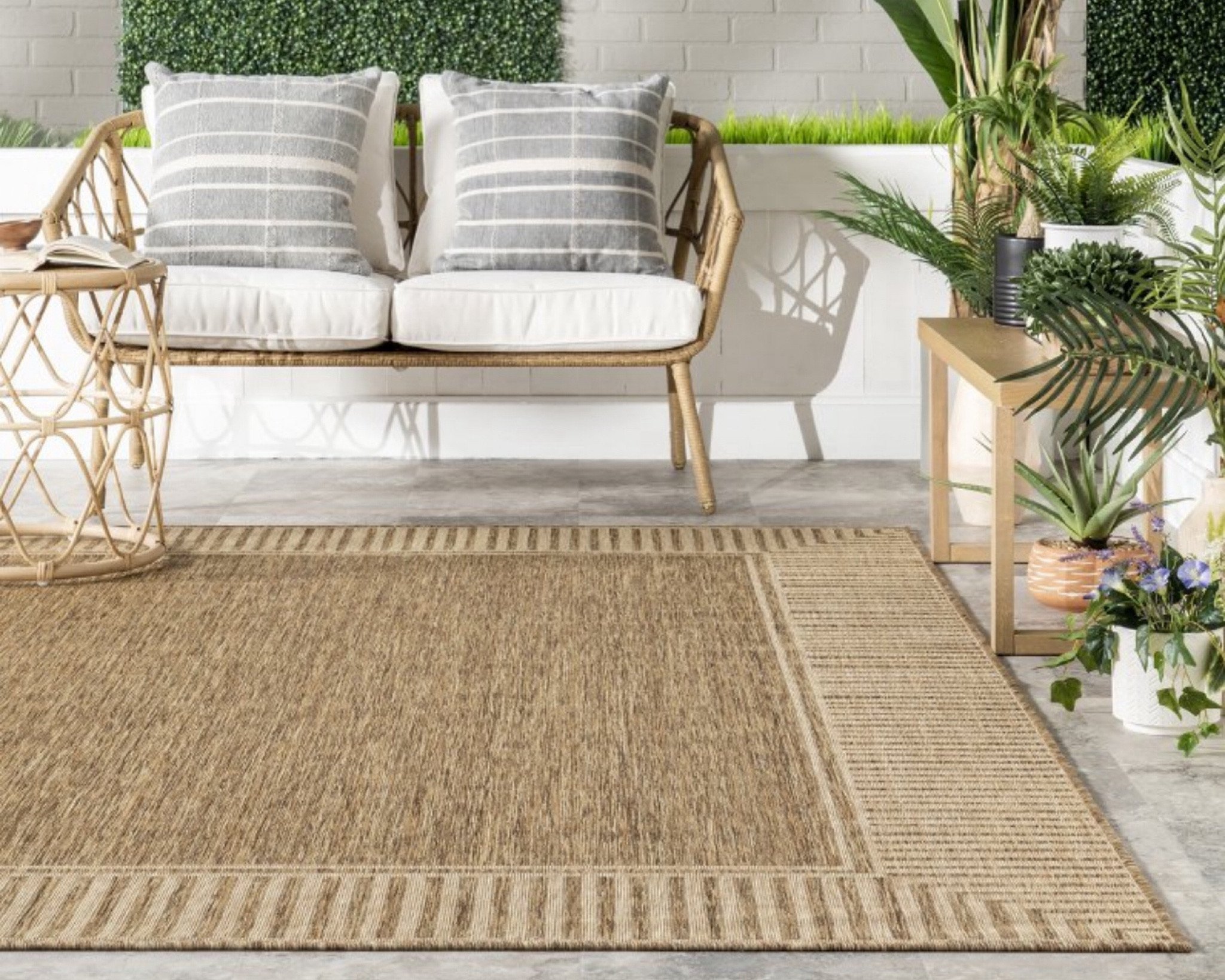 Let’s chat rugs I found at @target during #circleweek! I bought two neutral rugs for my great room and keeping room and one for my screen porch. 

#rugs #neutralrugs #targetrugs #indooroutdoorrugs #juterugs



#LTKhome #LTKSeasonal #LTKxTarget