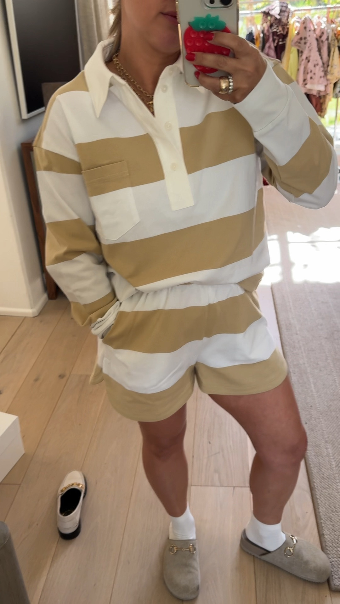 Love a Fall throw on set!

#LTKStyleTip #LTKPetite #LTKSeasonal