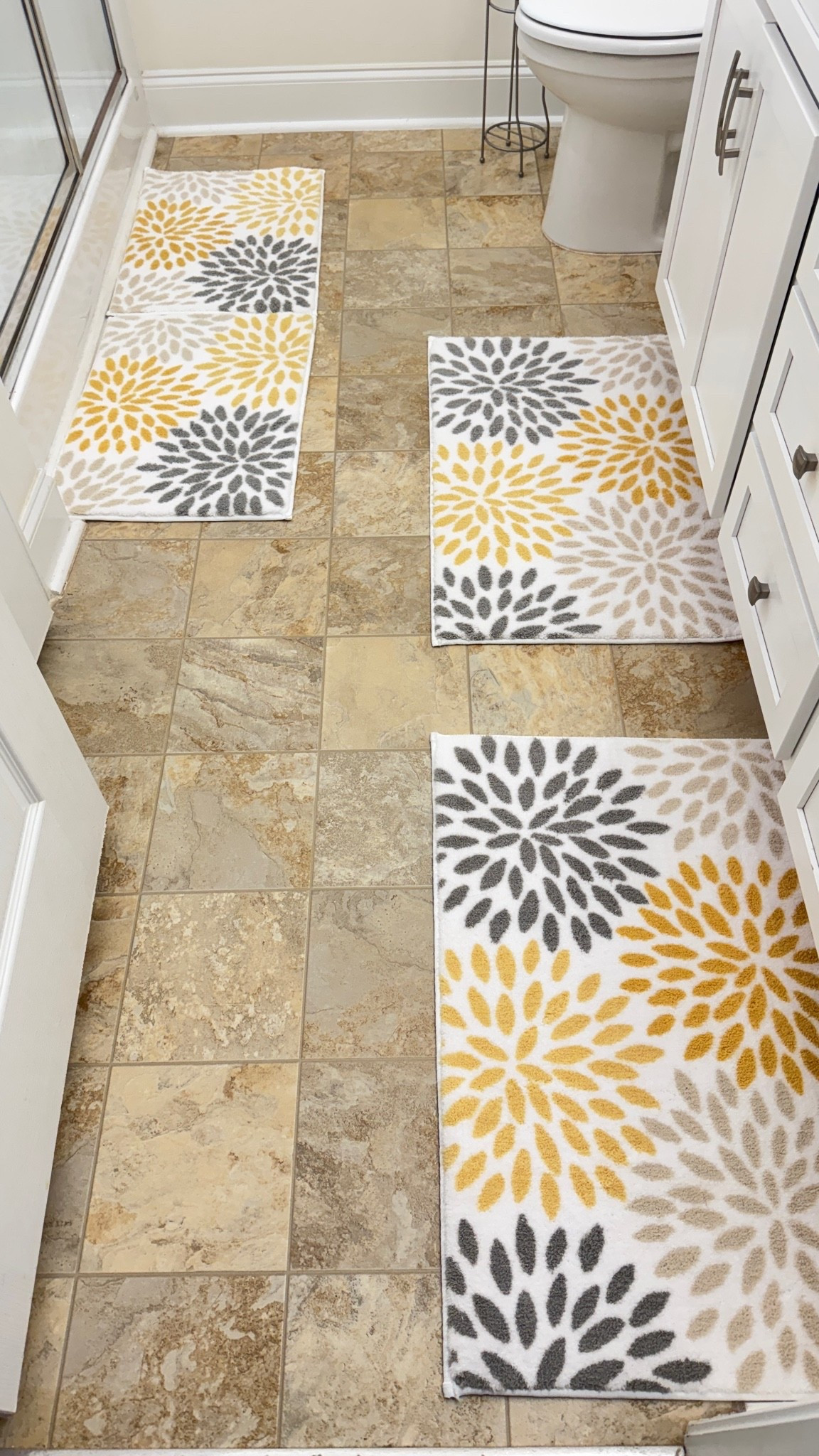 Updated the rugs in my bathroom after an order from @Kohl's.

#LTKOver40 #LTKHome