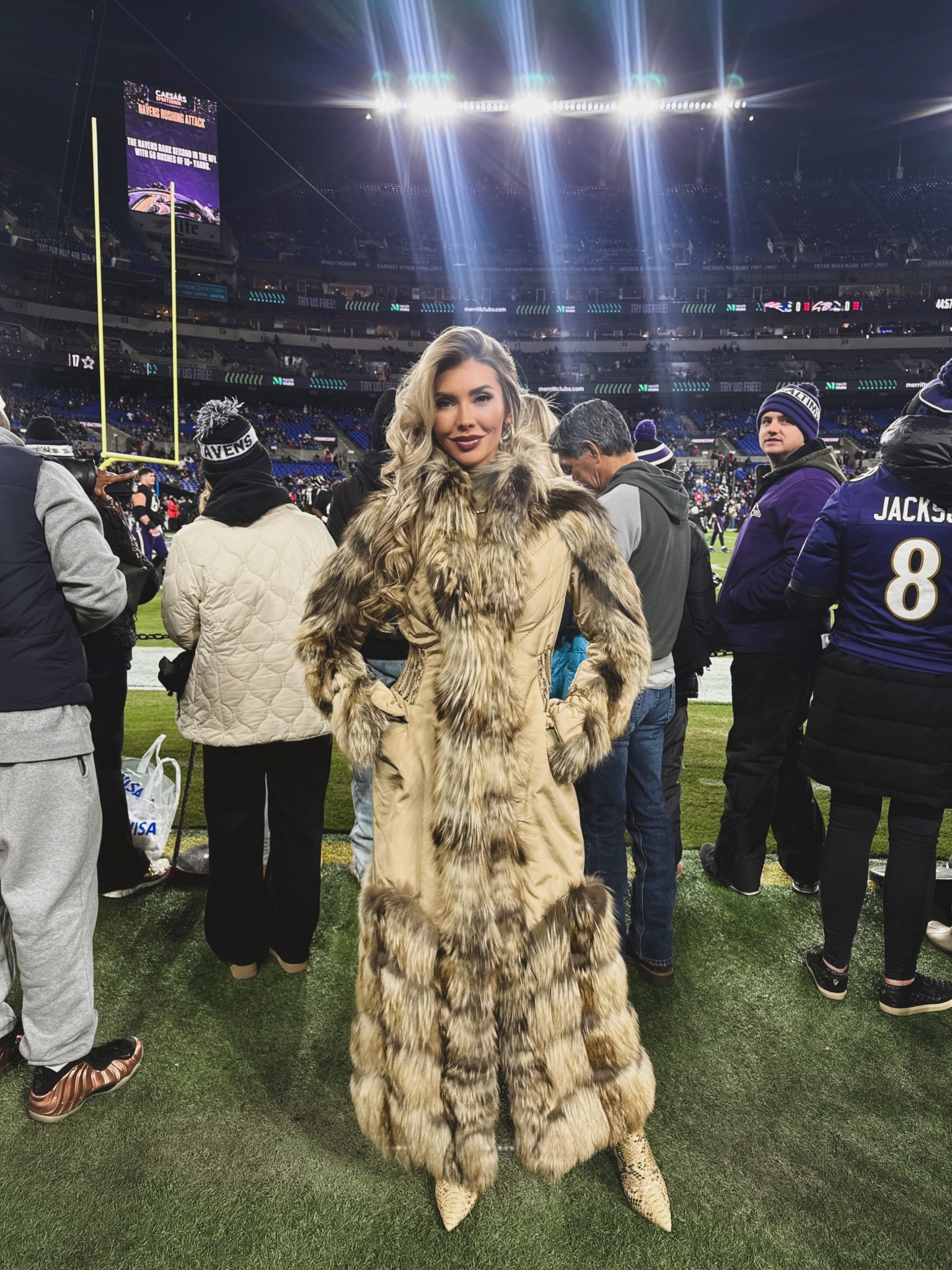 Might have just saved my best look for the last regular season home game under the lights. My vintage fur is from FCCE, I’ve linked some similar options but also love looking on eBay and in local thrift shops for vintage furs. The wait cinching detail on this coat stopped me in my tracks, it helps it not feel too bulky. I LOVE a statement coat! My snakeskin booties are Yeezy Season 8, and I linked some similar options. My clear purse is Louis Vuitton, and my custom KVN signature diamond ring is by Happy Jewelers.

#LTKootd #LTKSeasonal #LTKdayinmylife