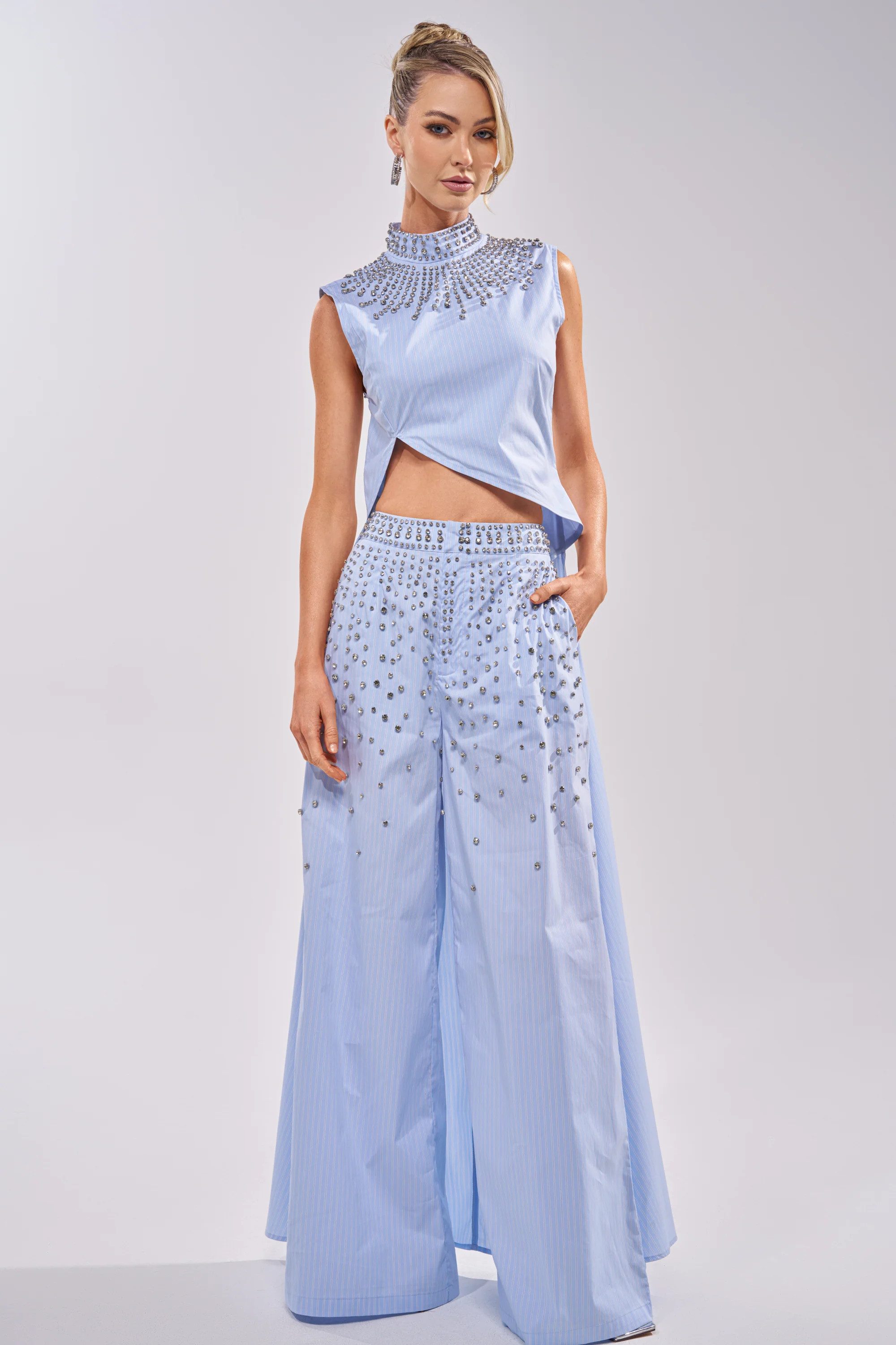 STAR OF THE NIGHT POPLIN BLOUSE | AKIRA