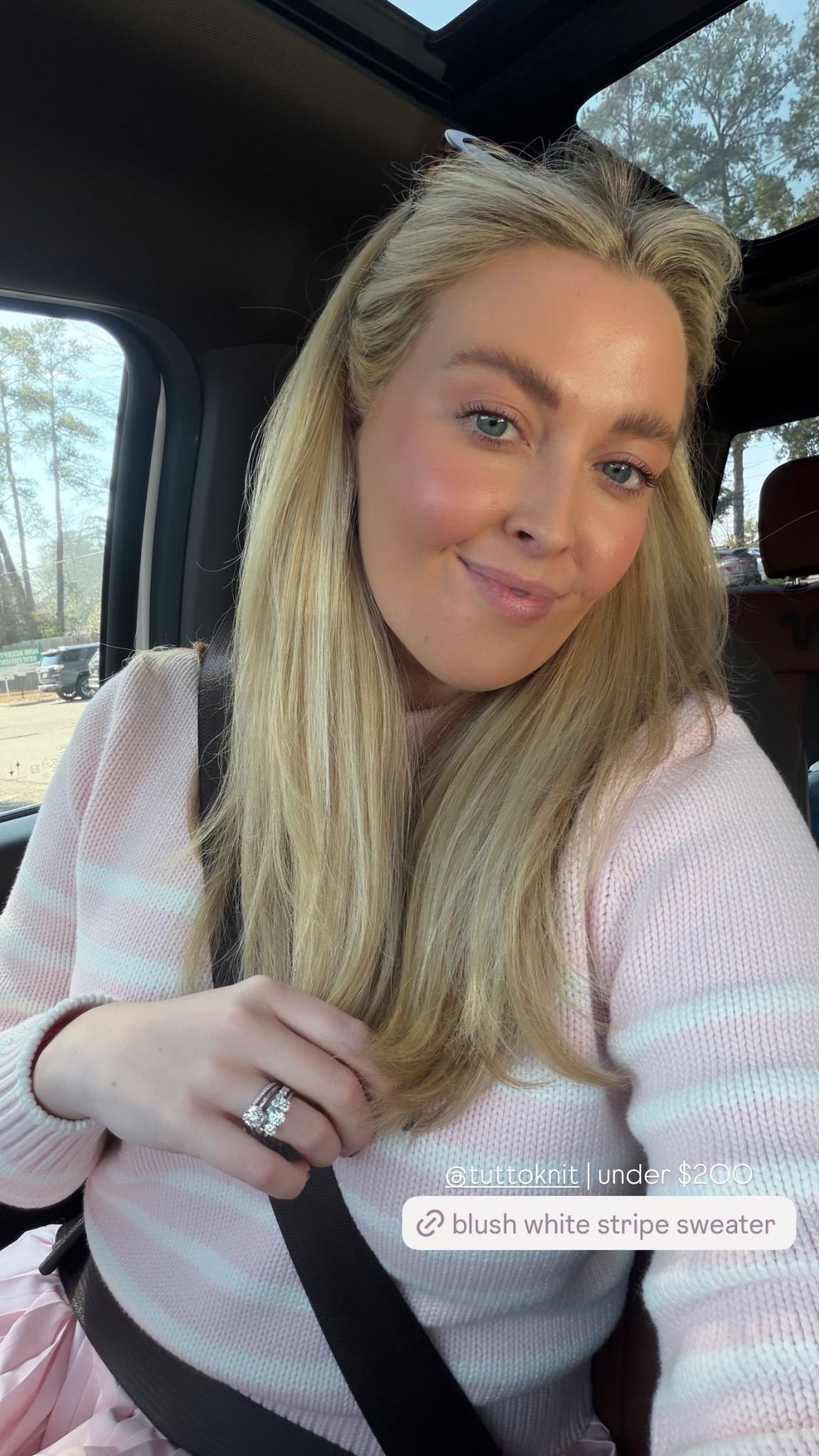 The BEST sweater in all the land!! Under $200 — I own in 3 colorways!! 

#LTKootd #LTKSeasonal #LTKValentine