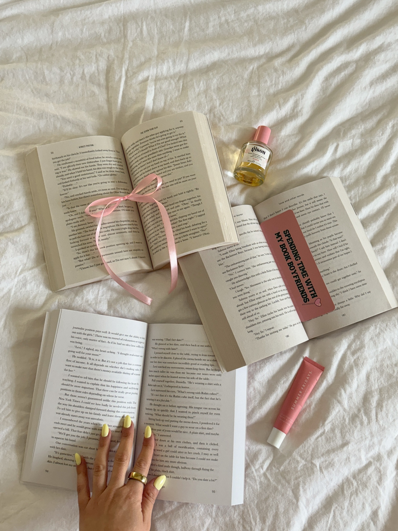 Book mark link💝

#LTKsalealert #LTKfindsunder50 #LTKGiftGuide