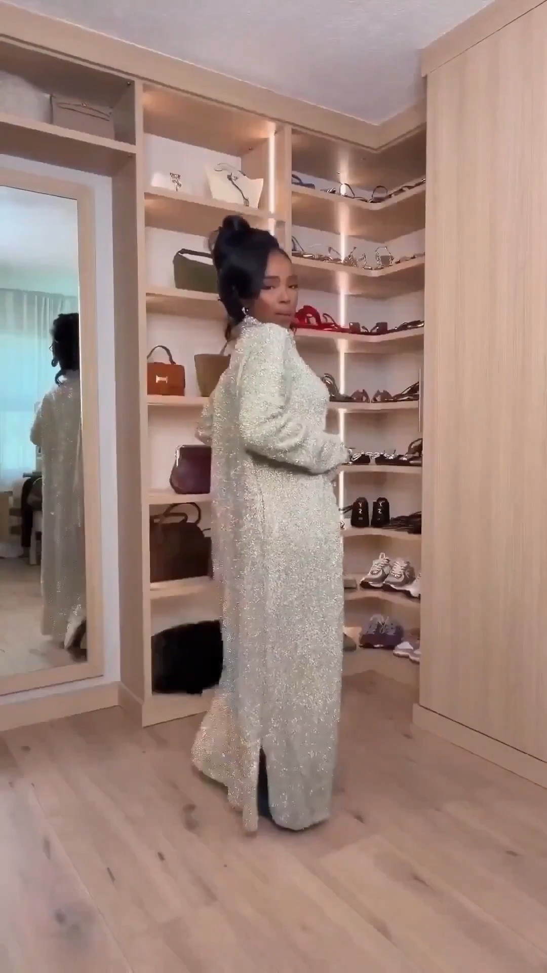 Scroll to shop! This might be the coolest full length sweater. Perfect for elevated everyday wear ✨

#LTKootd #LTKPetite #LTKdayinmylife