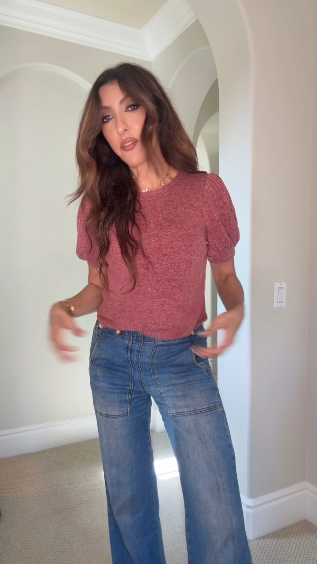 I’ve linked three different light sweaters down here .. check them out. And the prices 🤣🫣
Insane

#LTKootd #LTKmomlife #LTKSaleAlert