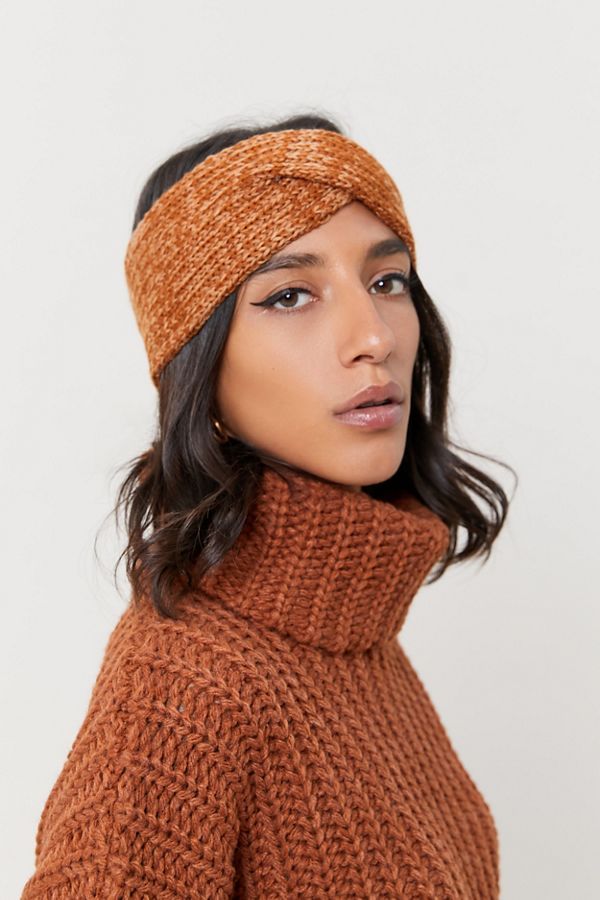 Ribbed Ear Warmer Headband | Urban Outfitters (US and RoW)