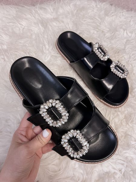 Summer sandals, amazon finds 

#LTKShoeCrush #LTKSeasonal #LTKFindsUnder50
