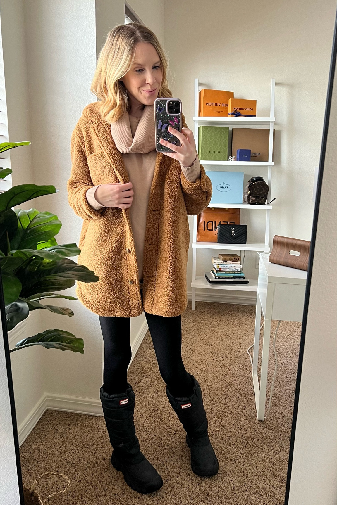 Winter outfit. Boots. Hunter boots. 

#LTKSeasonal #LTKunder50 #LTKsalealert