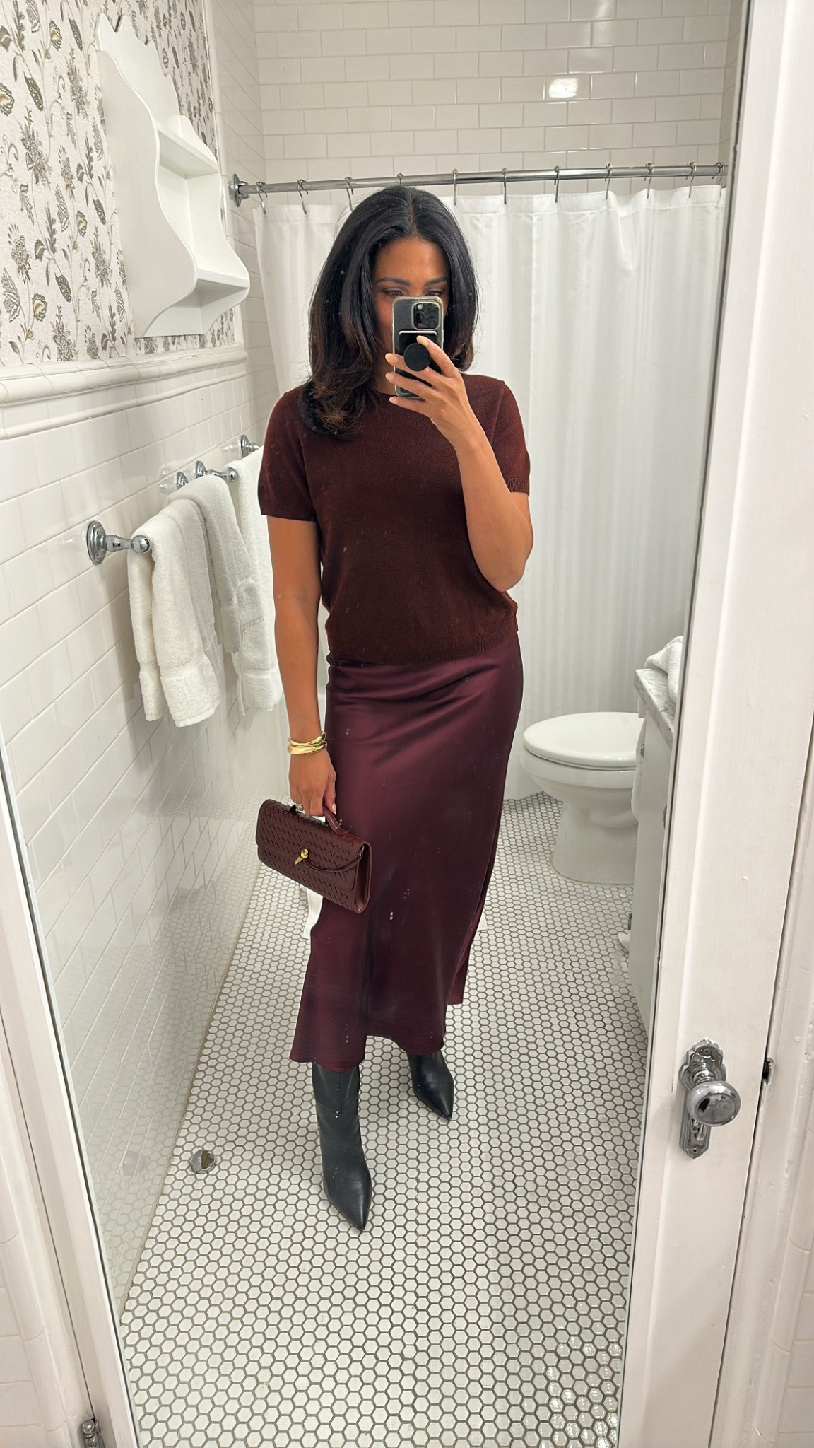 Chic monochromatic date night look!! All fit true to size. 



#LTKFindsUnder50 #LTKOver40 #LTKStyleTip