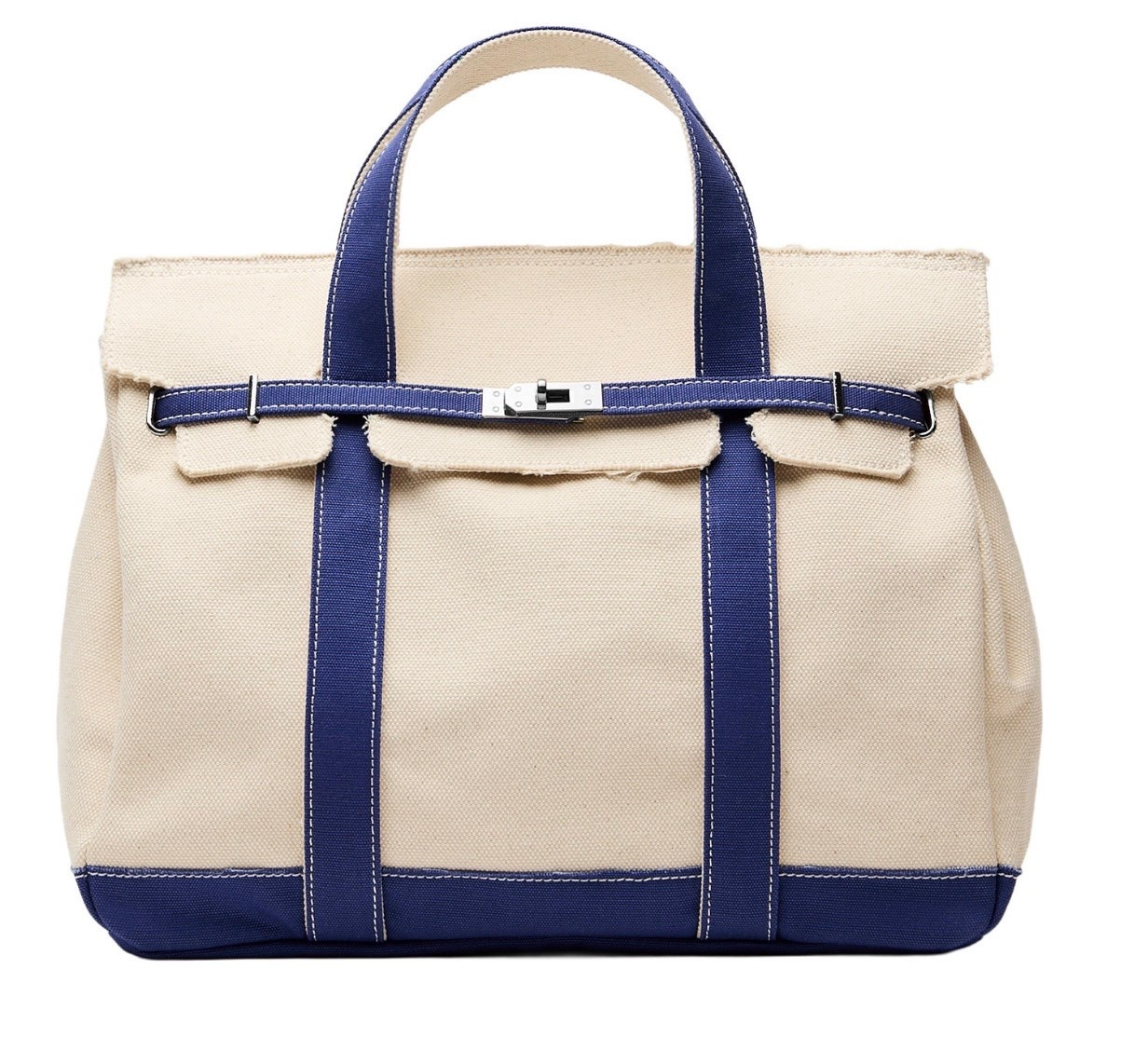 Summer IT bag that’s is everywhere right now! Love the navy! 💙

#LTKgrwm #LTKdayinmylife #LTKootd