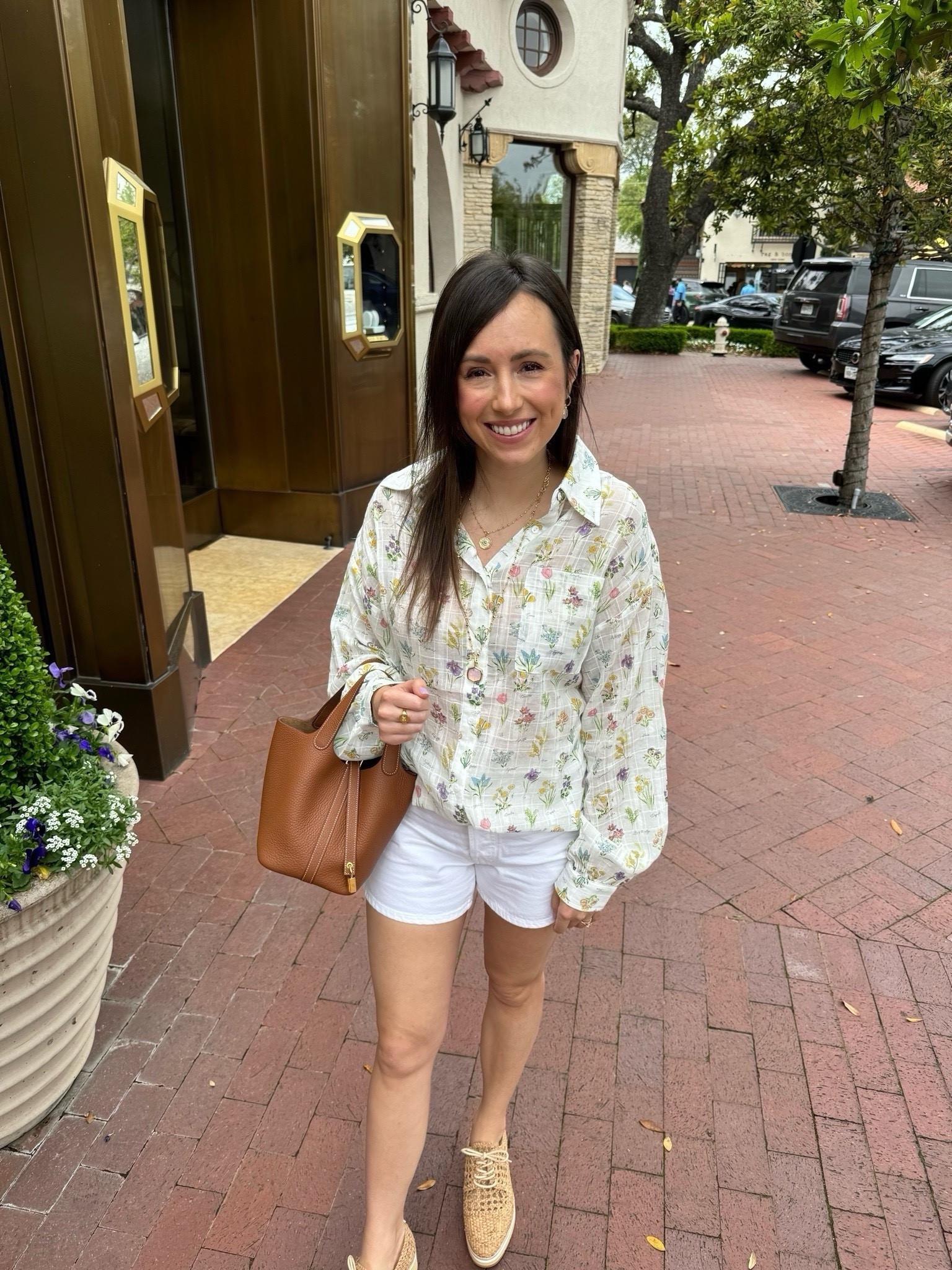 Cutest floral spring blouse from red dress boutique. Runs big! Wearing xs
 
 



#LTKSeasonal #LTKFindsUnder100 #LTKStyleTip