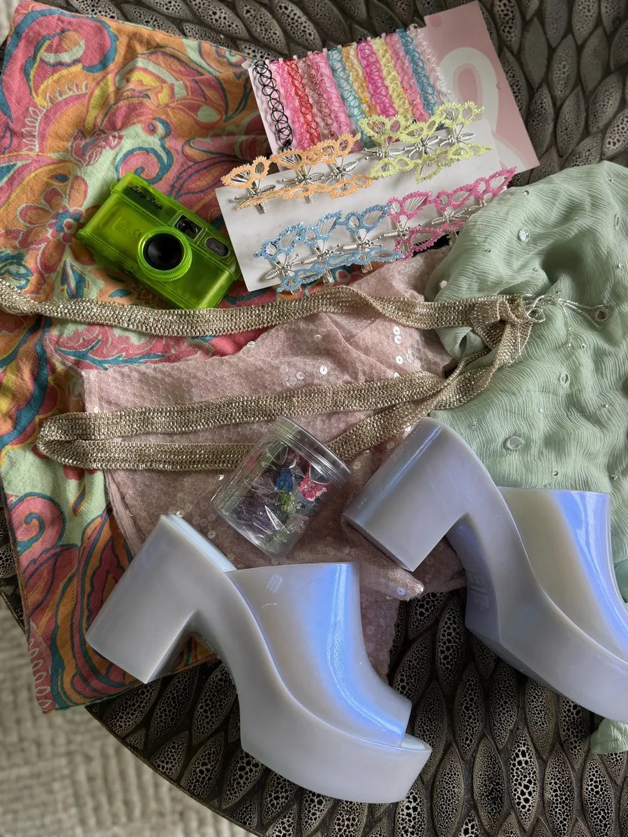 If you're going to the Hillary Duff concert these are my favorite Y2K pieces!