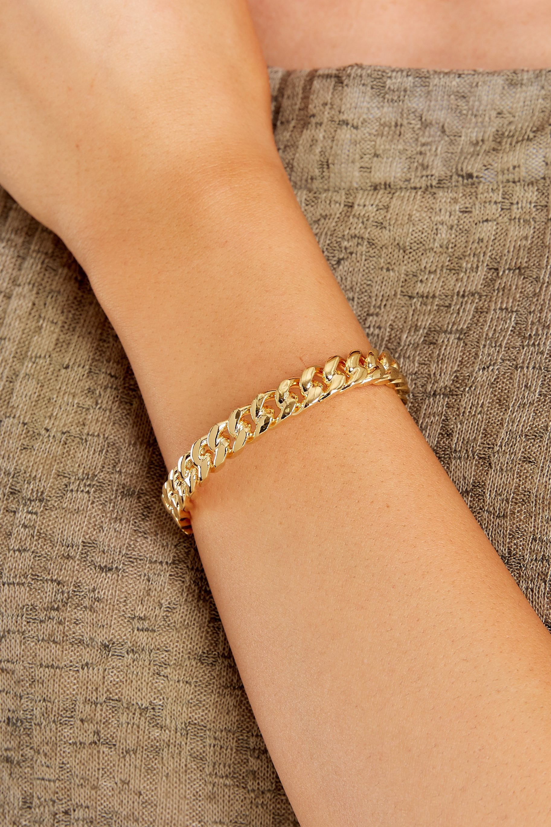 Lexi Chain Cuff | Red Dress 