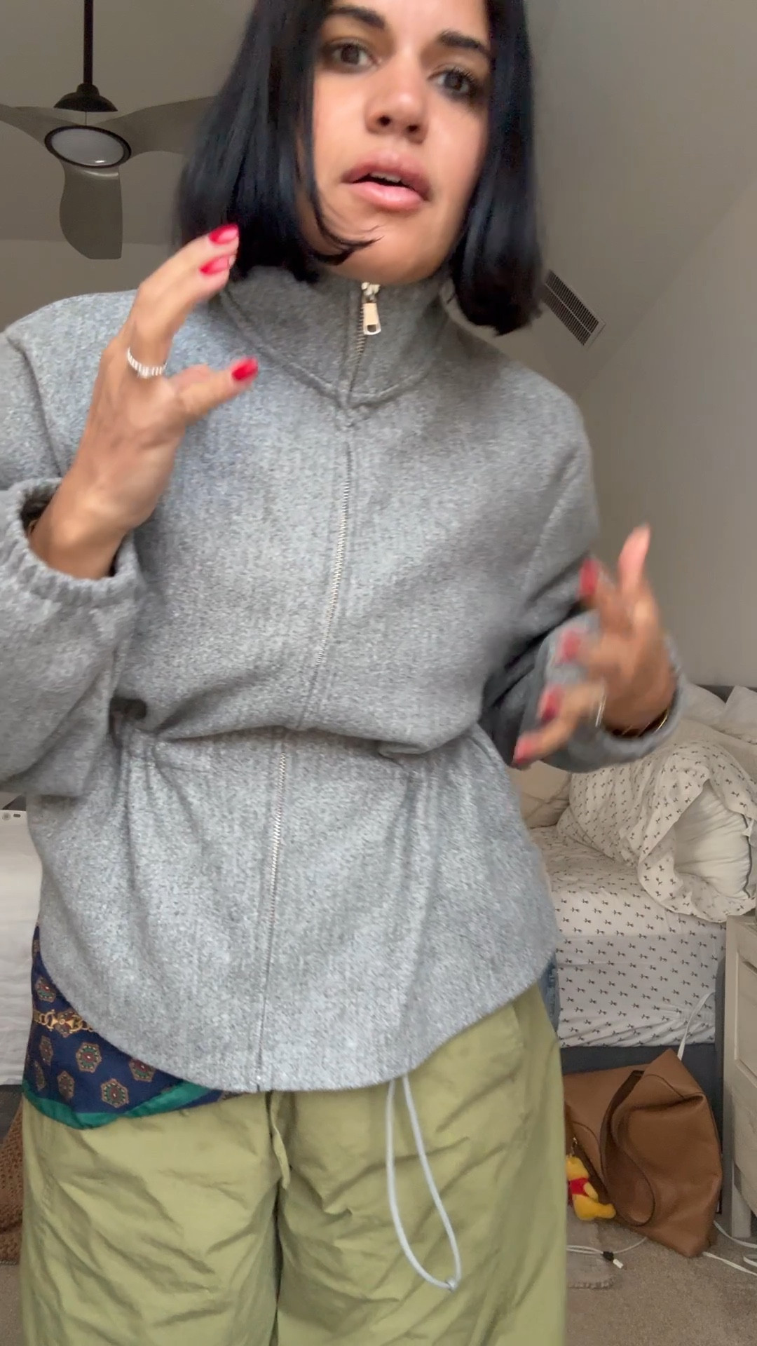 Perfect little jacket/blazer to dress up your pants!