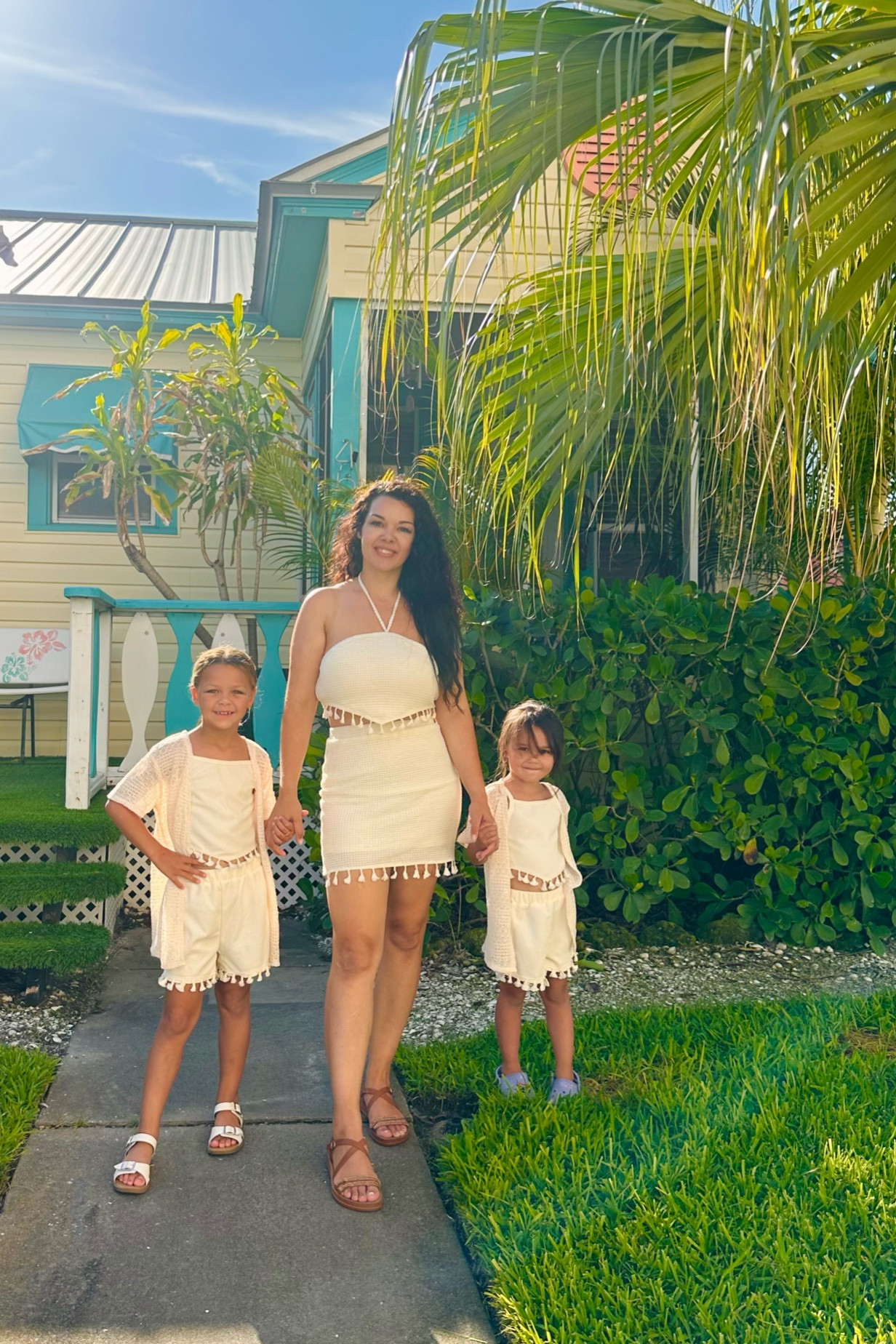 Beach Wear 🎶✈️🐚🌺



#LTKFamily #LTKKids #LTKTravel