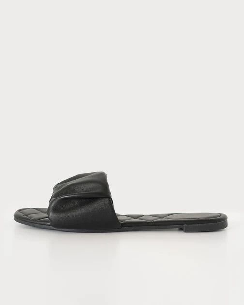 Hazy Faux Leather Sandal - Black - FLASH SALE | VICI Collection