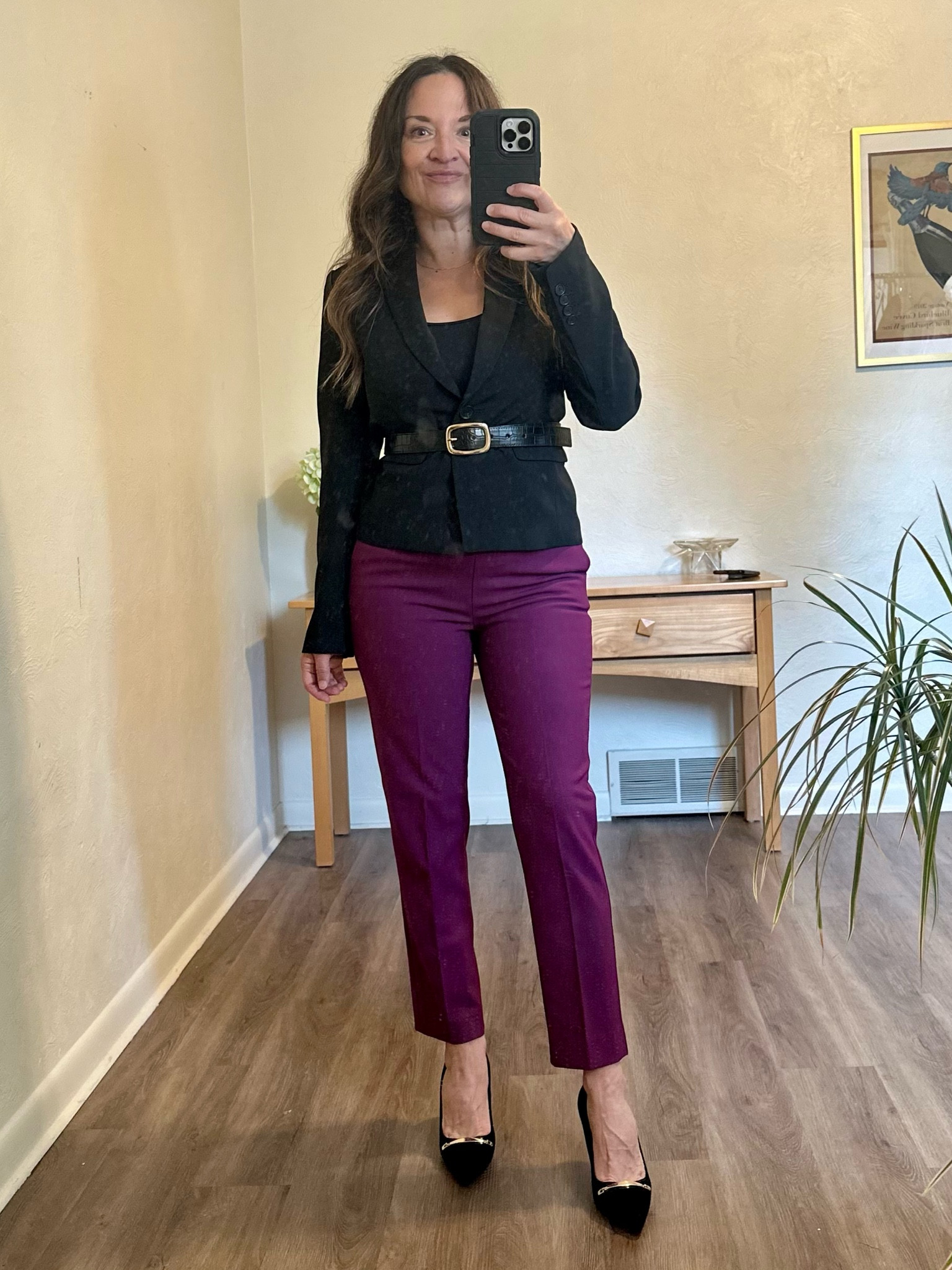 This is a great work outfit for fall for us petite ladies. I’m very impressed with Ann Taylor’s petite sizing. Pants are super comfortable- I hit the petite curvy size 0 on the pants and size petite XS / 0 on the blazer. Belt XS

Me: Age 52, 5’1”, 118 lbs. I typically wear 0-2, XS-Small. Size 6 shoes. 

#agelesspetitestyle #petitestyle  #ageless #over50 #over40 #anntaylor #anntaylorpetites

#LTKStyleTip #LTKWorkwear #LTKOver40