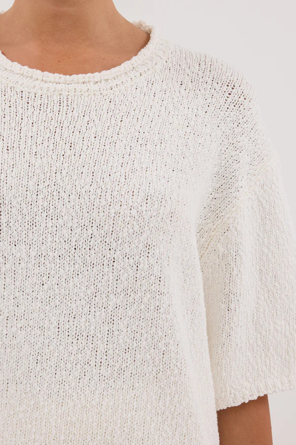 SUE OFF WHITE KNIT TEE | DISSH