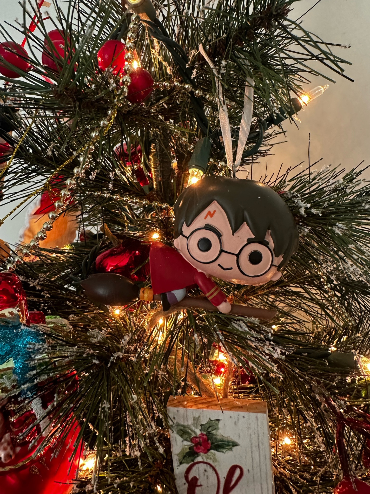 home christmas decor !!

#LTKHoliday #LTKGiftGuide #LTKCyberWeek