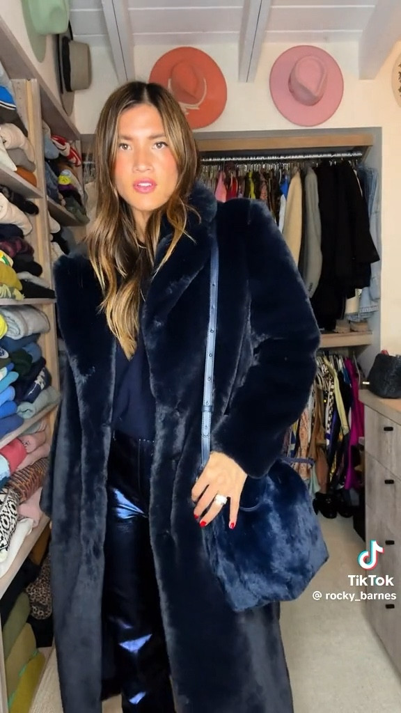 Absolutely obsessed with how fun this full navy outfit is!

#LTKHoliday #LTKSeasonal #LTKGiftGuide