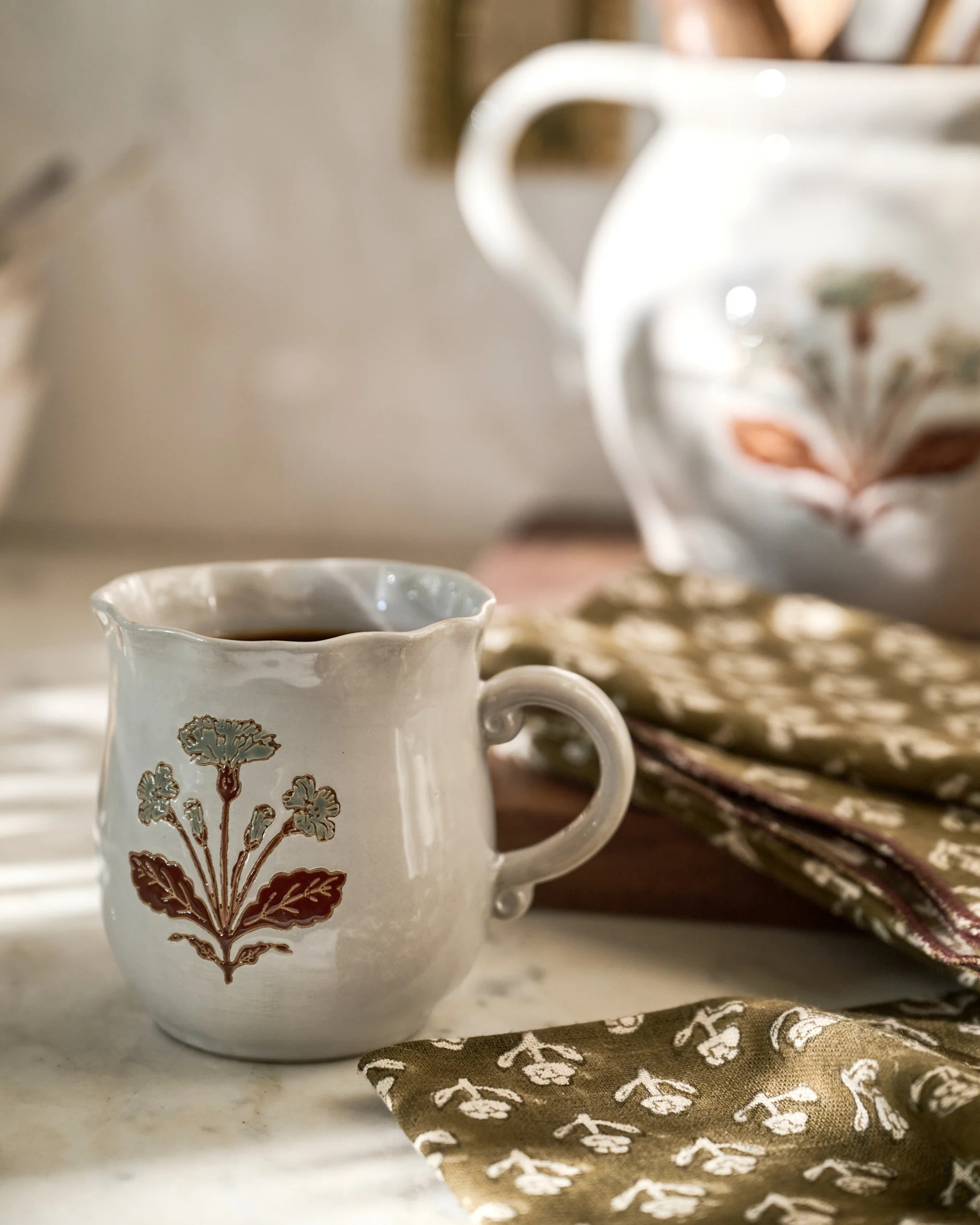 Elaine Floral Mug | Magnolia
