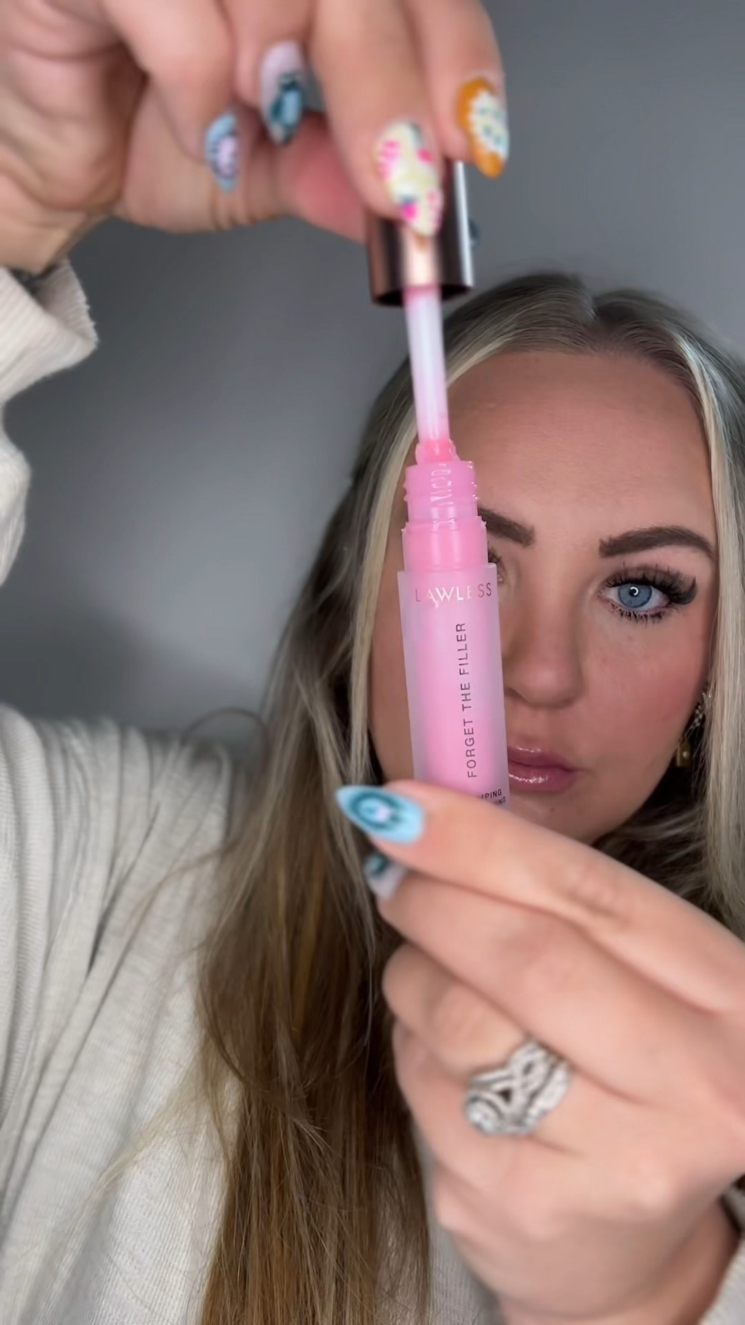 Shade DAISY 


#LTKBeauty #LTKStyleTip #LTKU